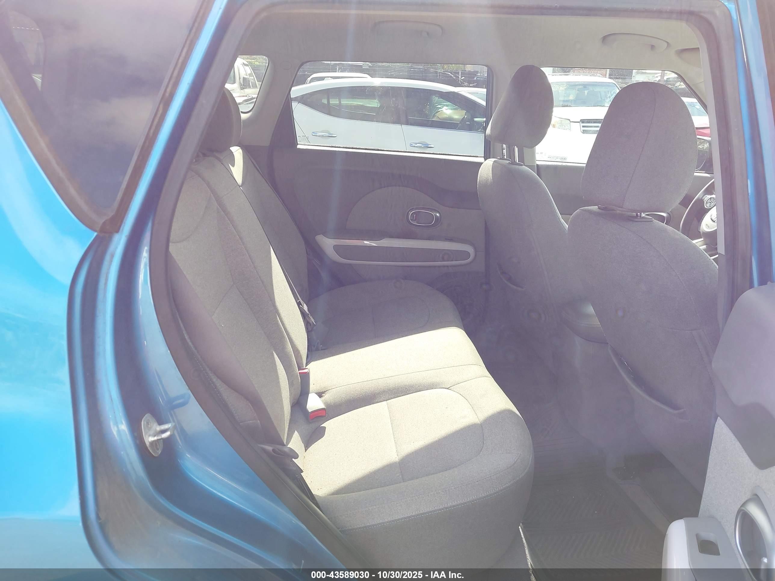 KIA SOUL image 8