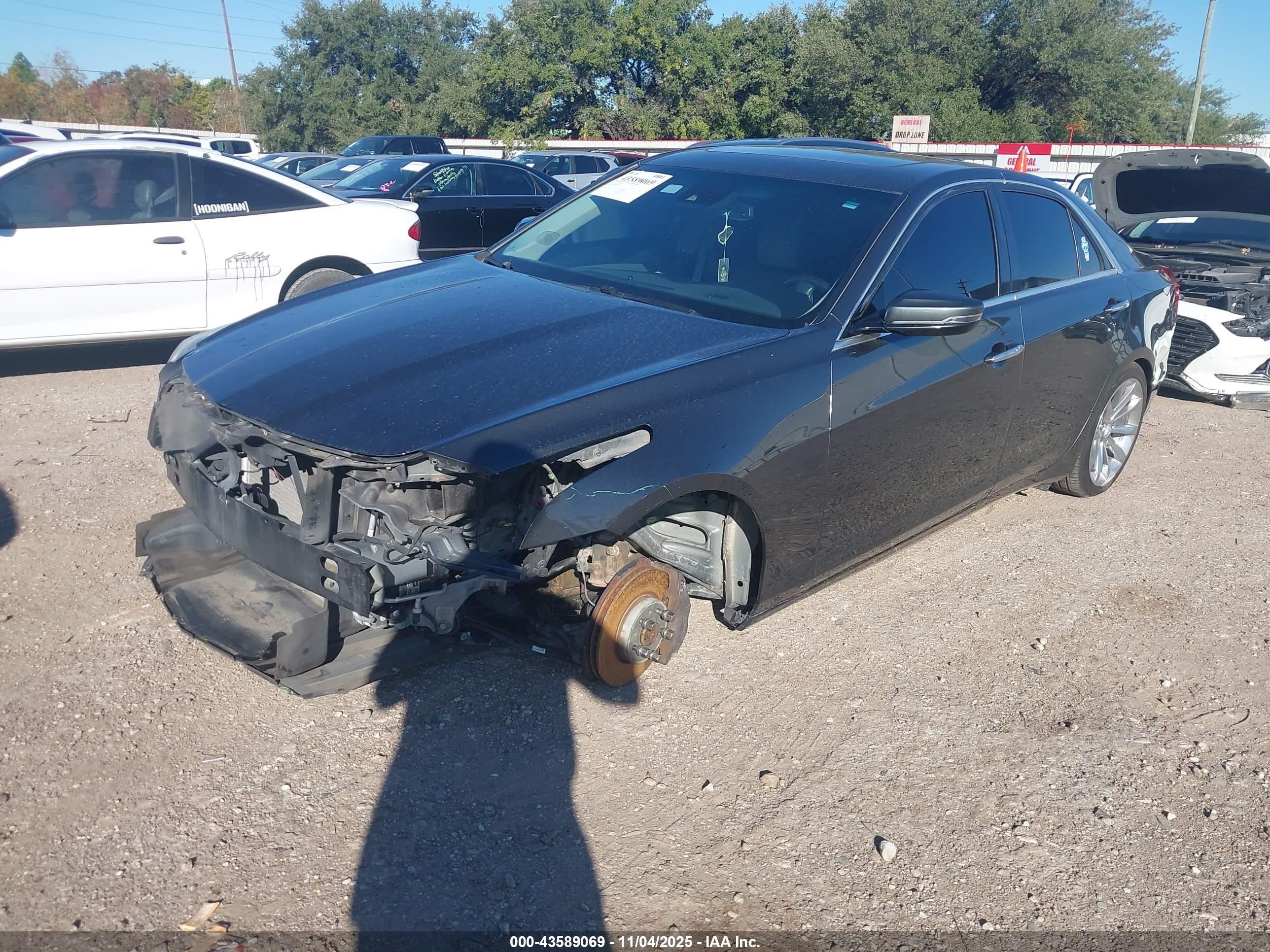 CADILLAC CTS image 2