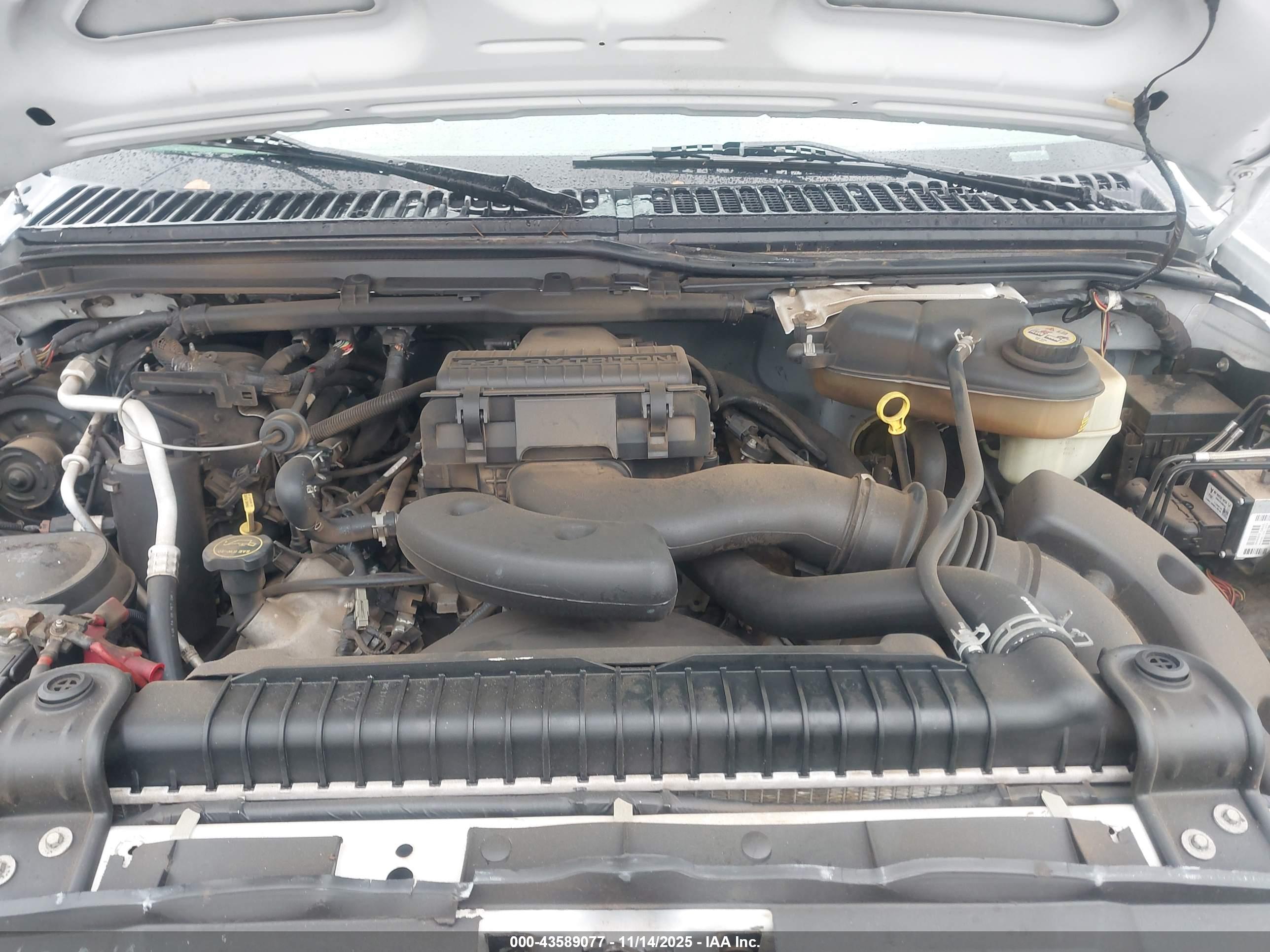 FORD F-250 image 10