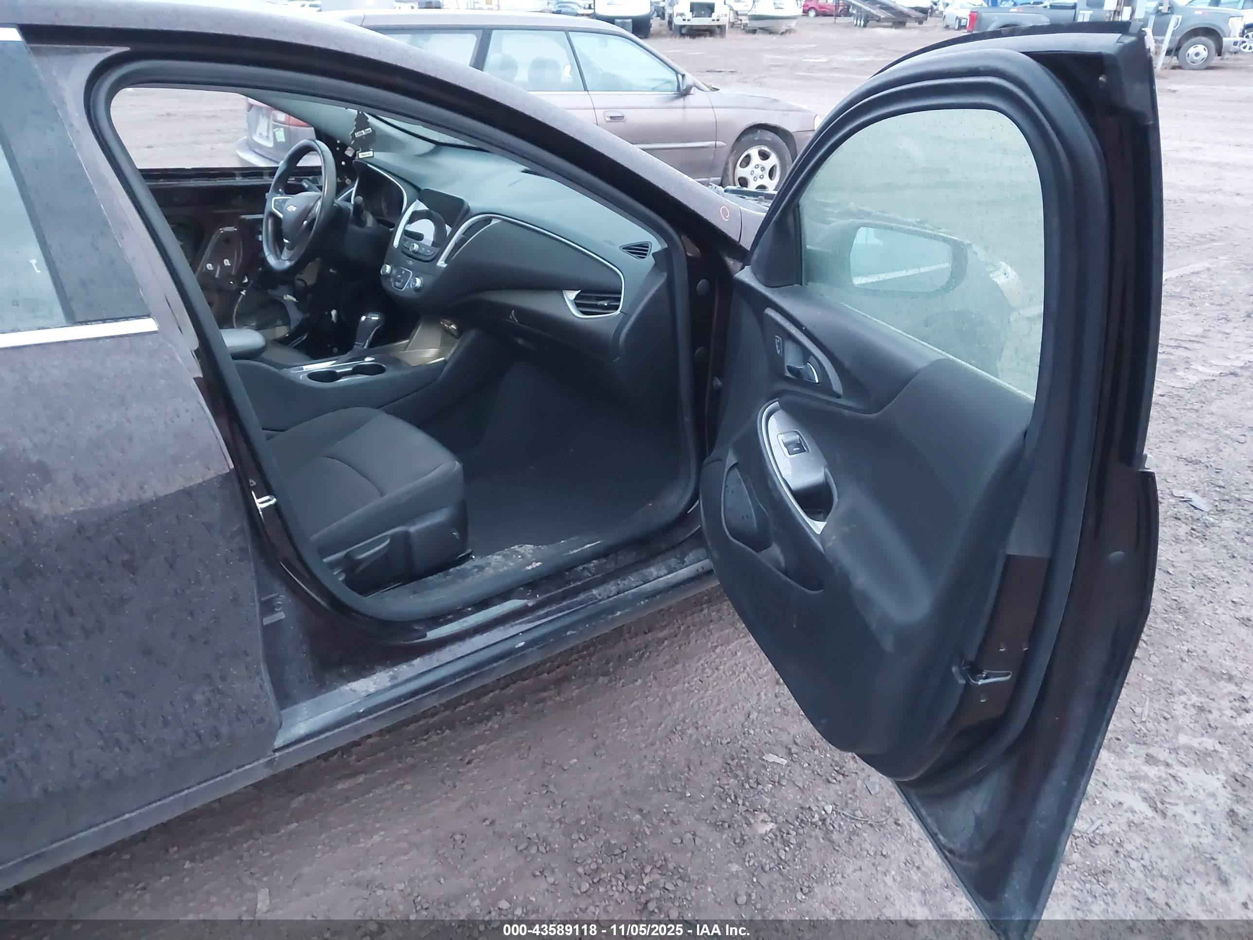 CHEVROLET MALIBU image 5