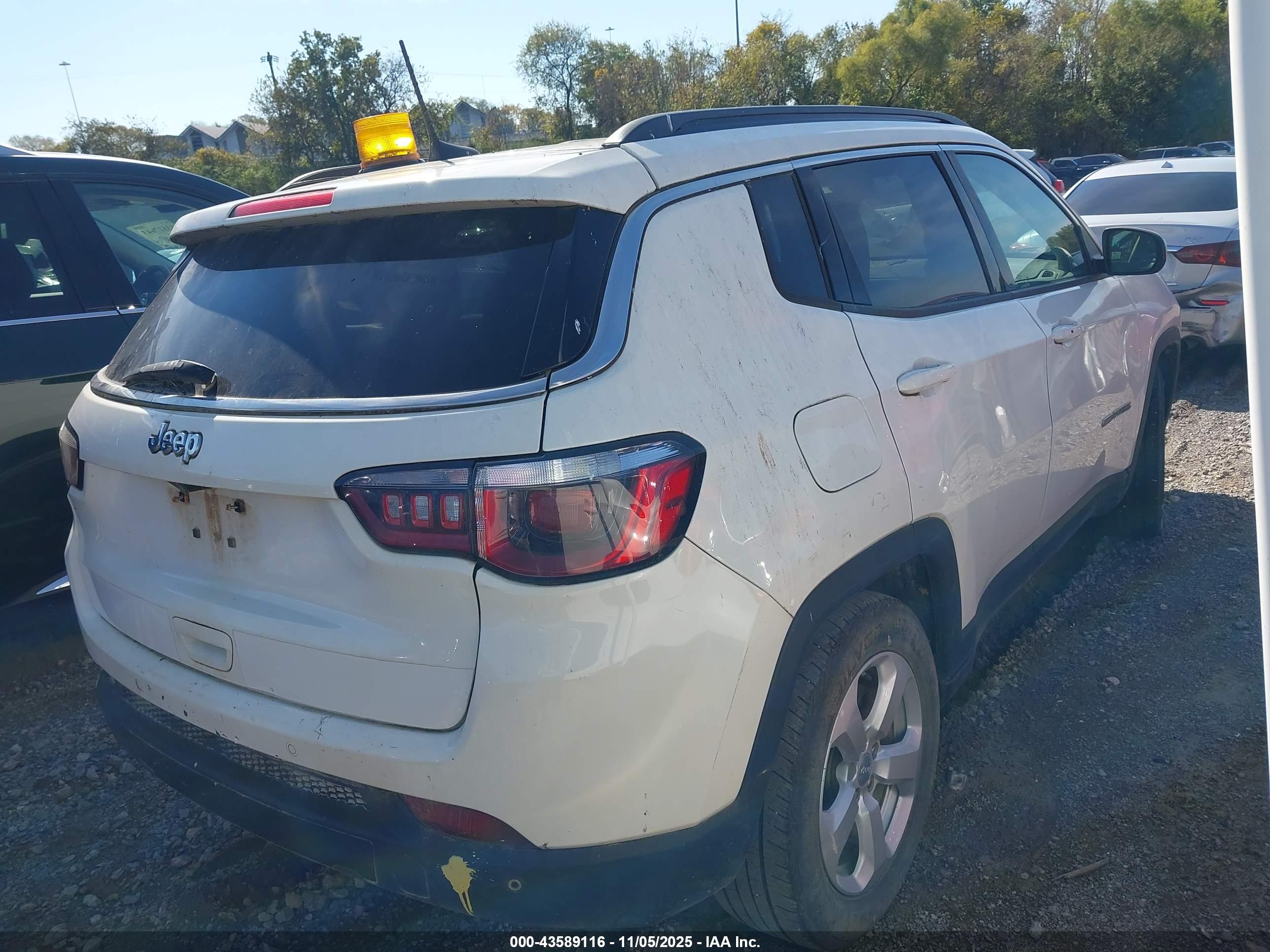 JEEP COMPASS image 4