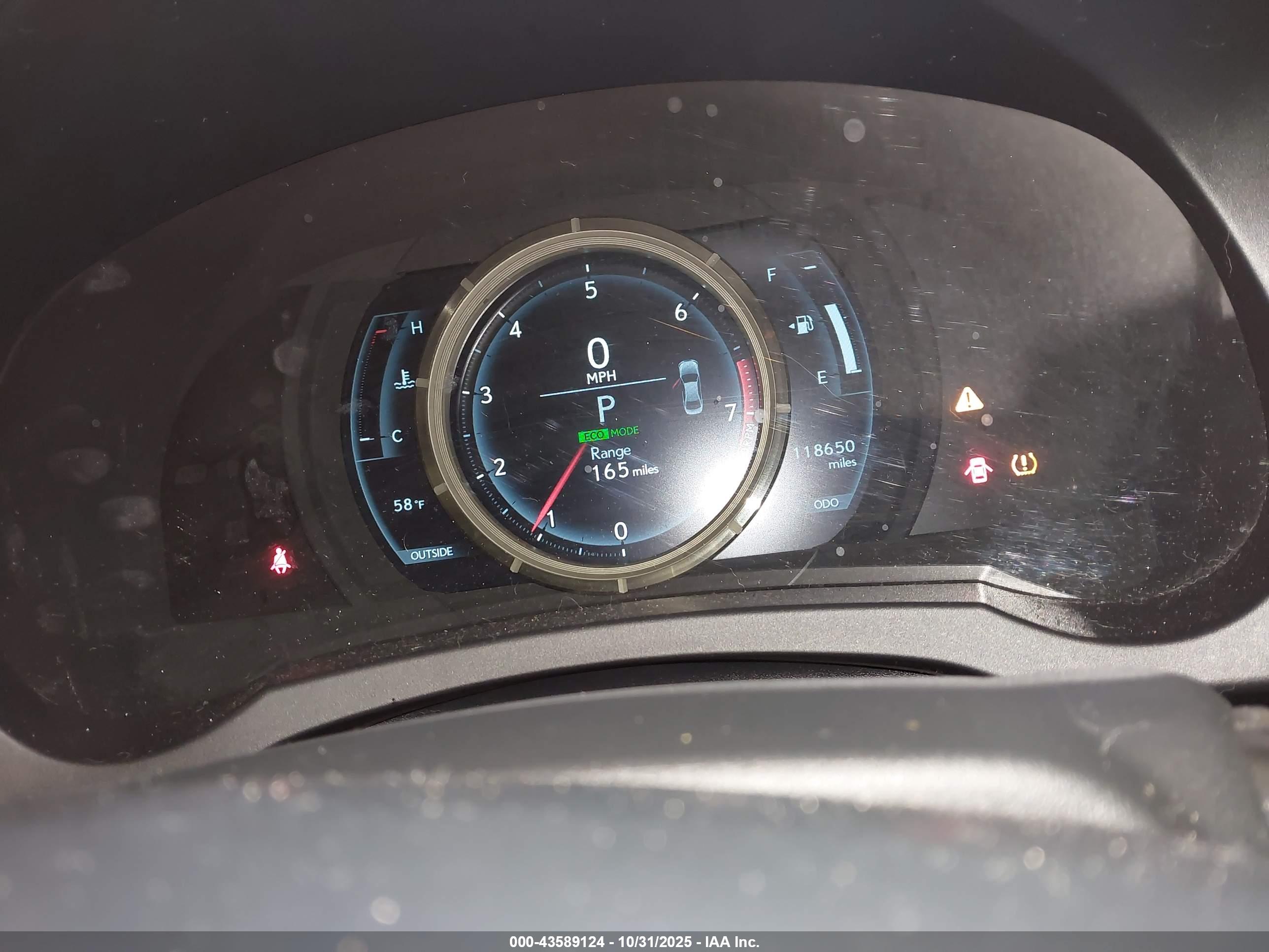 LEXUS IS image 7