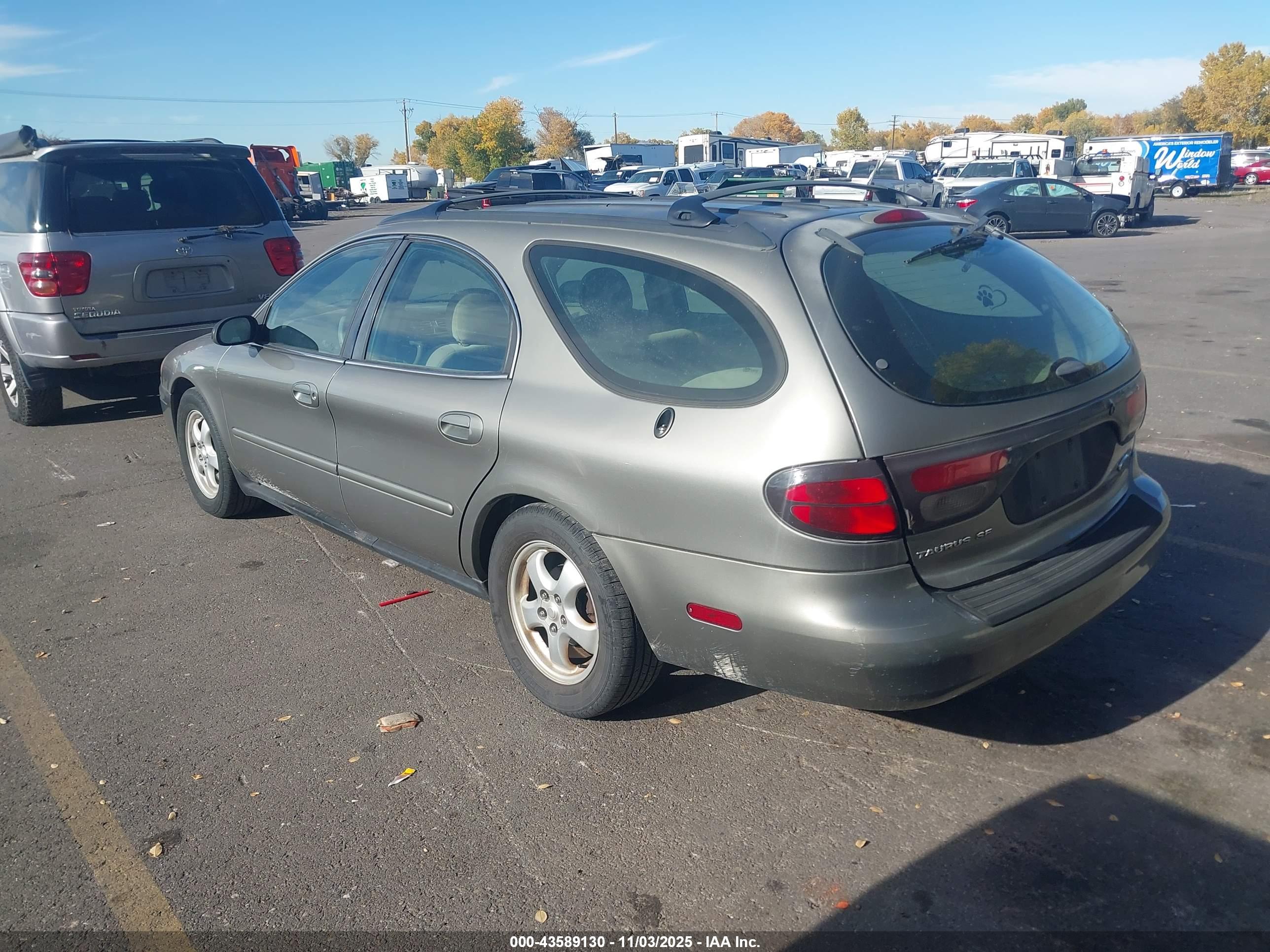 FORD TAURUS image 3