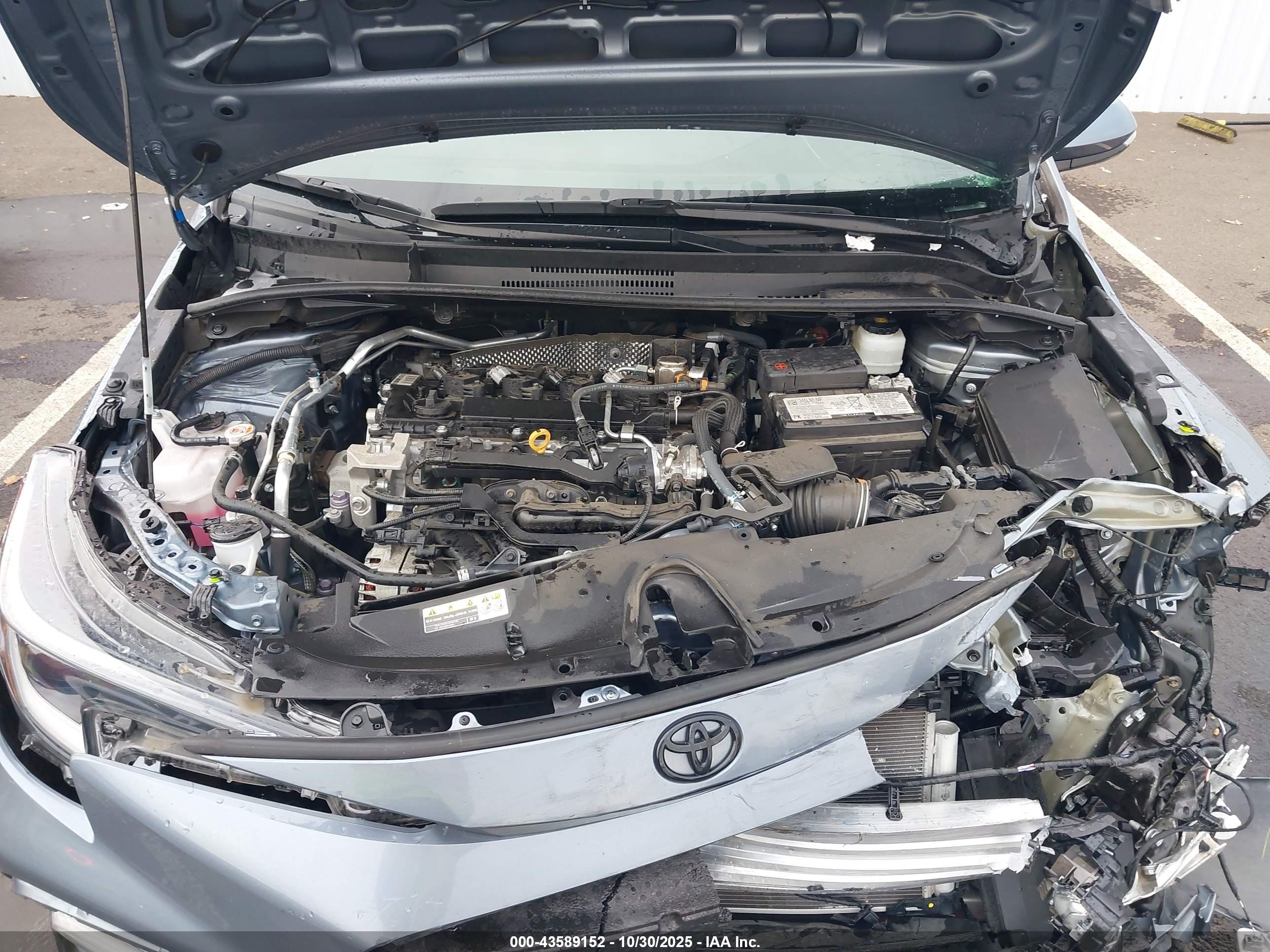 TOYOTA COROLLA image 10