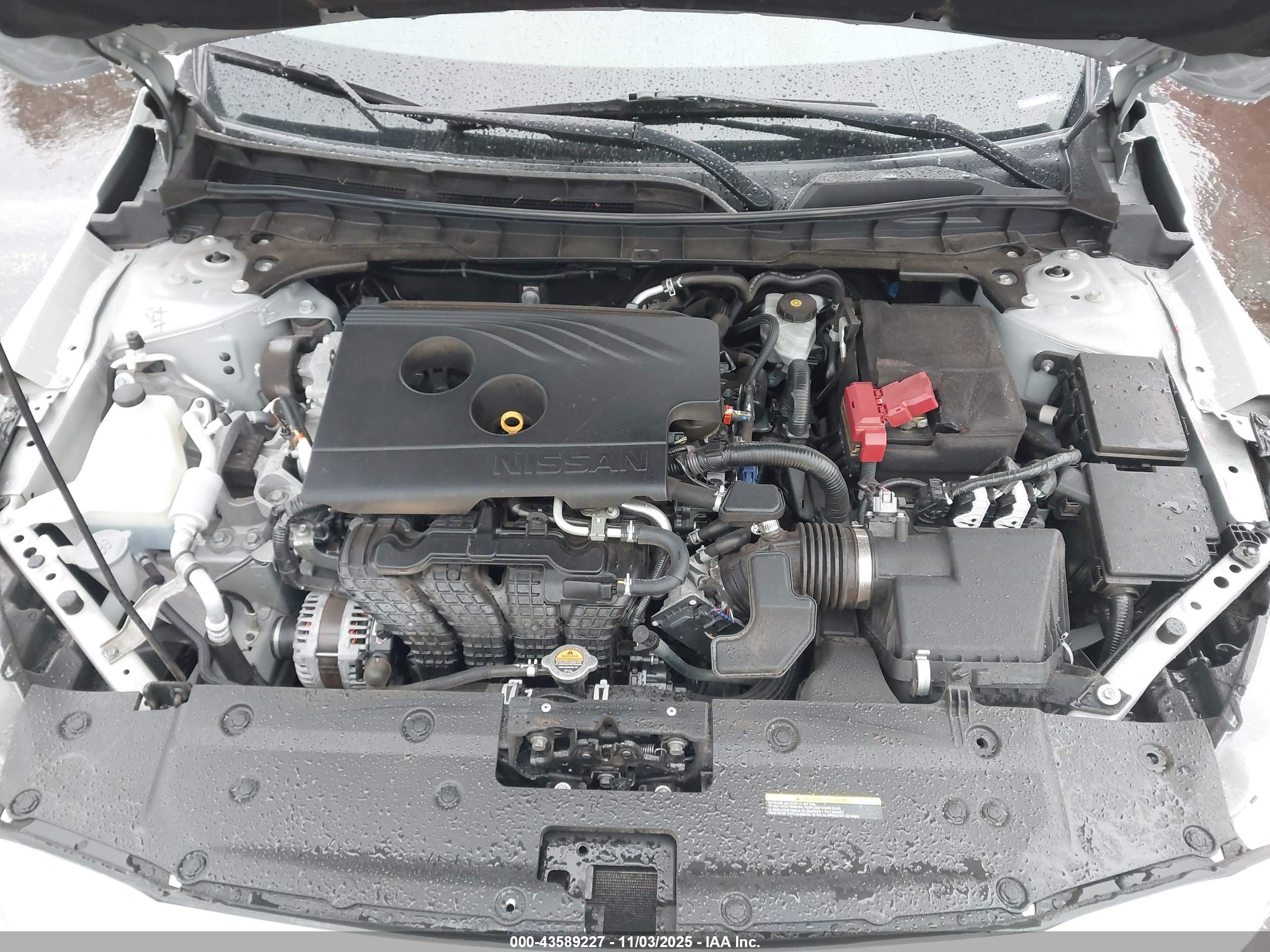 NISSAN ALTIMA image 10