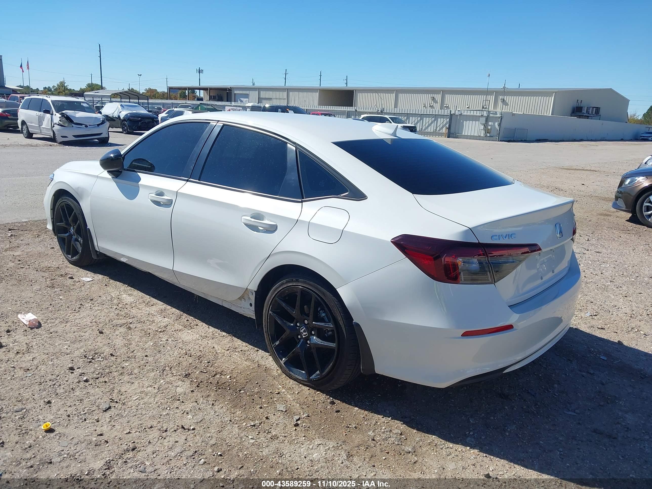 HONDA CIVIC image 3