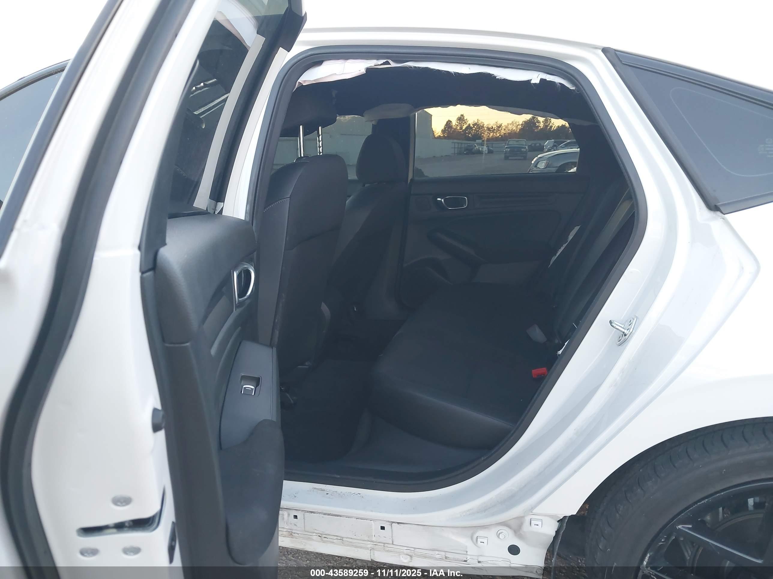 HONDA CIVIC image 8