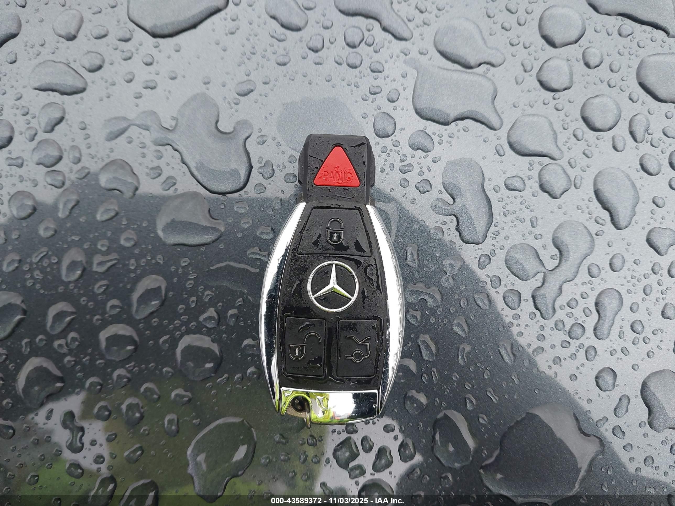 MERCEDES-BENZ E image 11