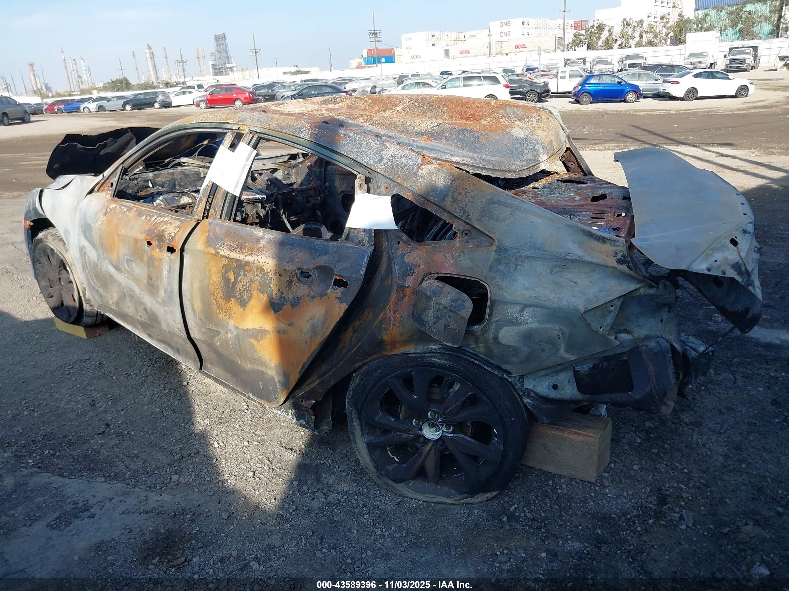 HONDA CIVIC image 3
