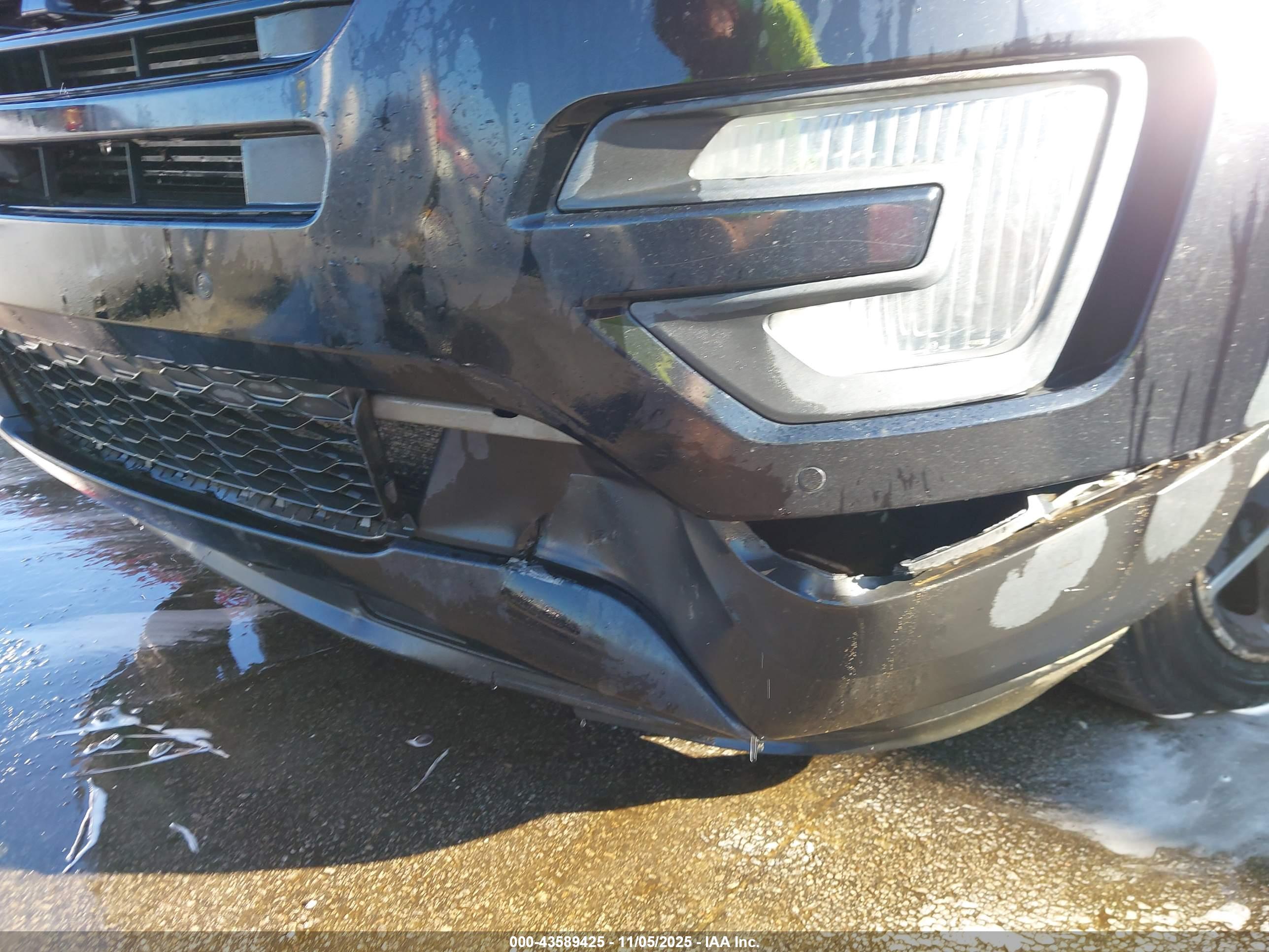 FORD EXPLORER image 6