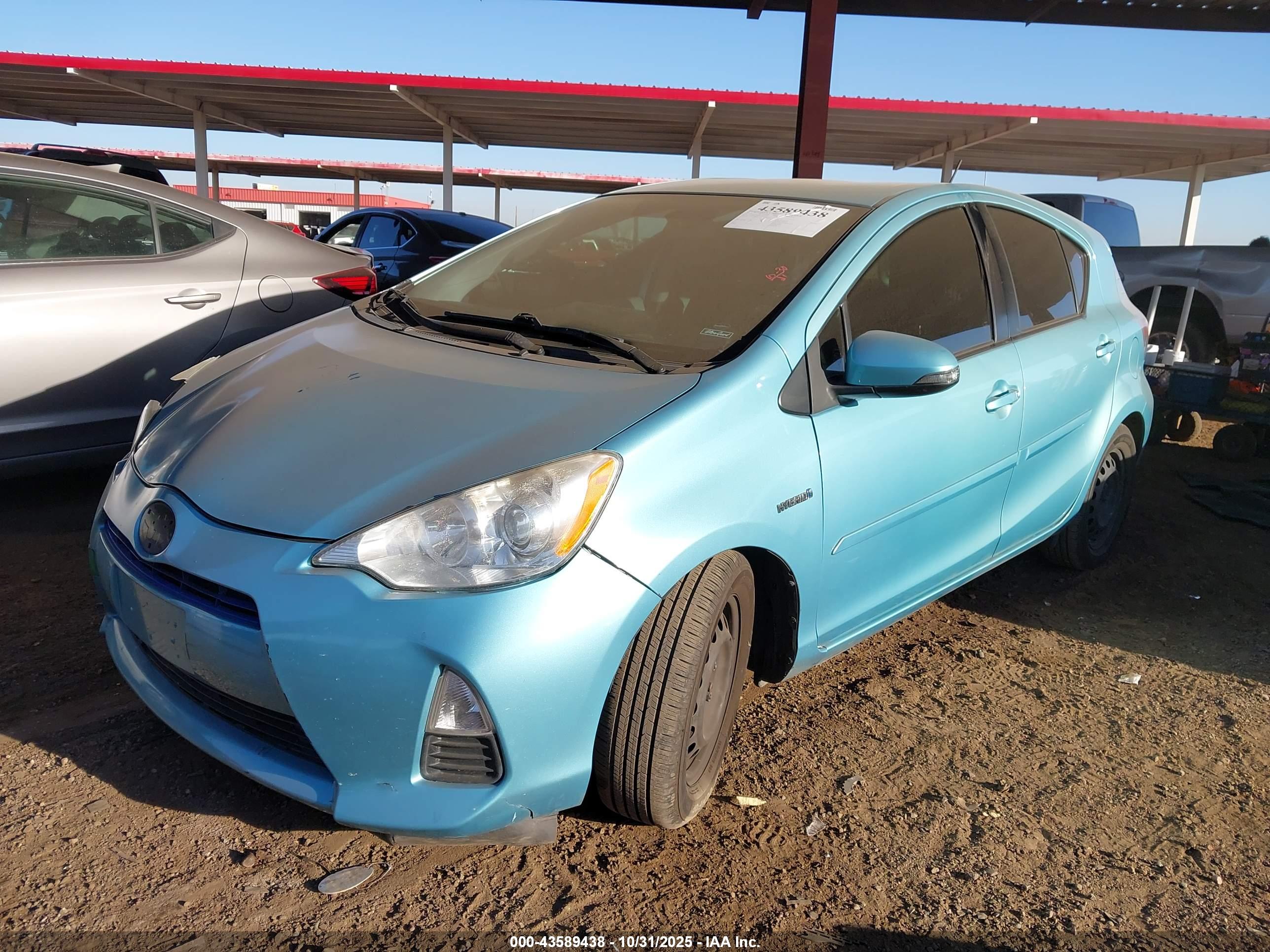 TOYOTA PRIUS image 2