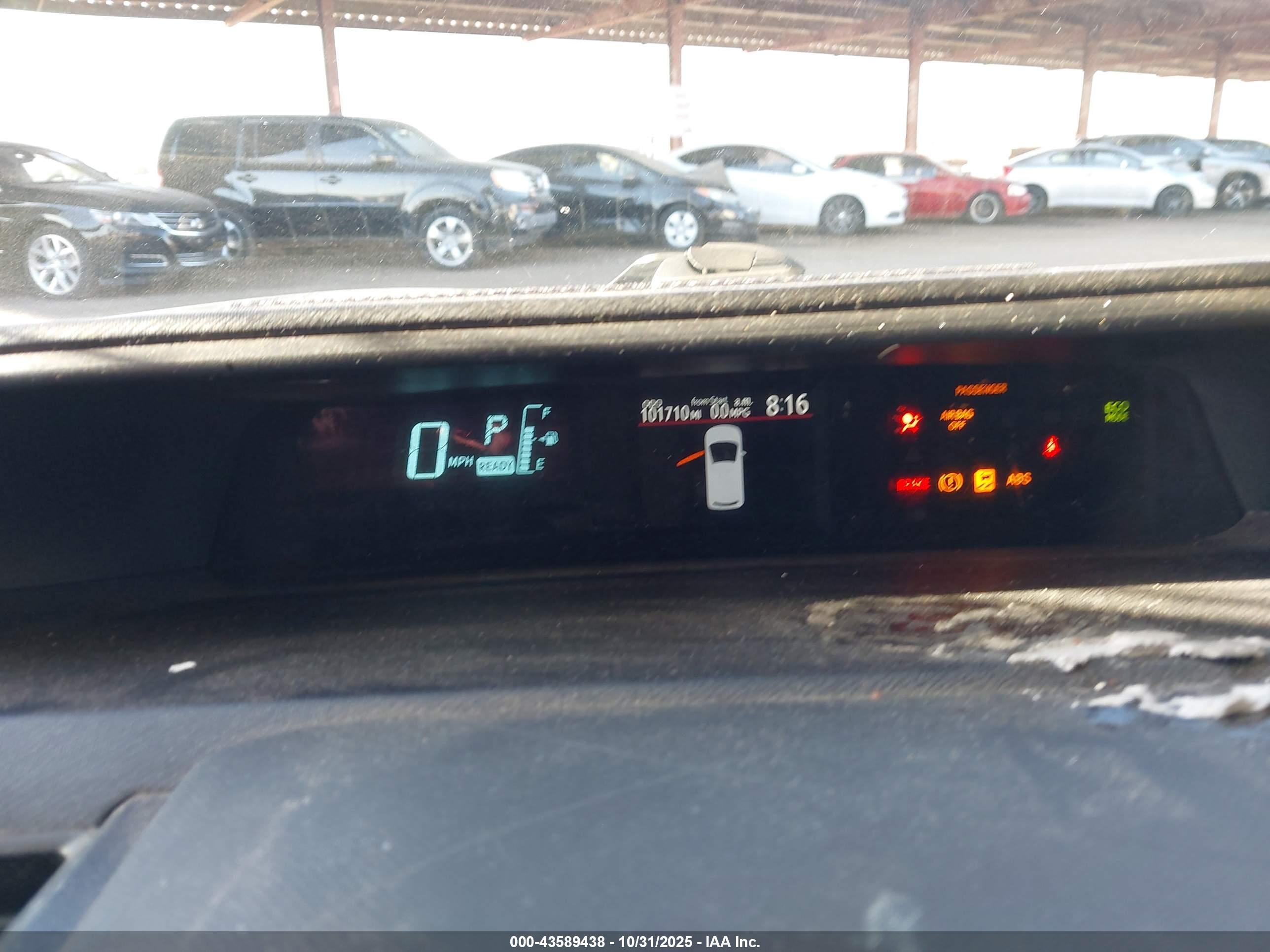 TOYOTA PRIUS image 7