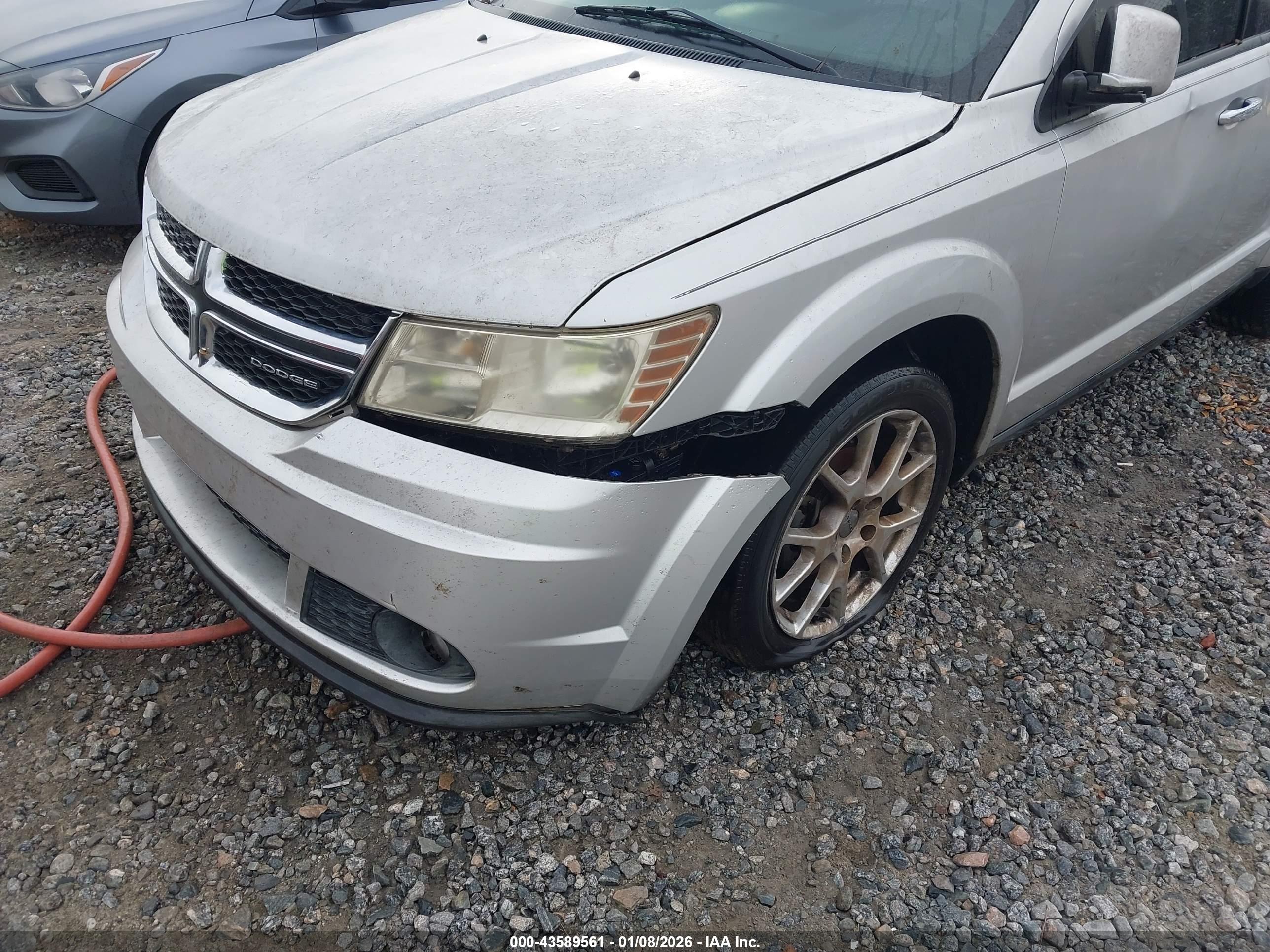DODGE JOURNEY image 6