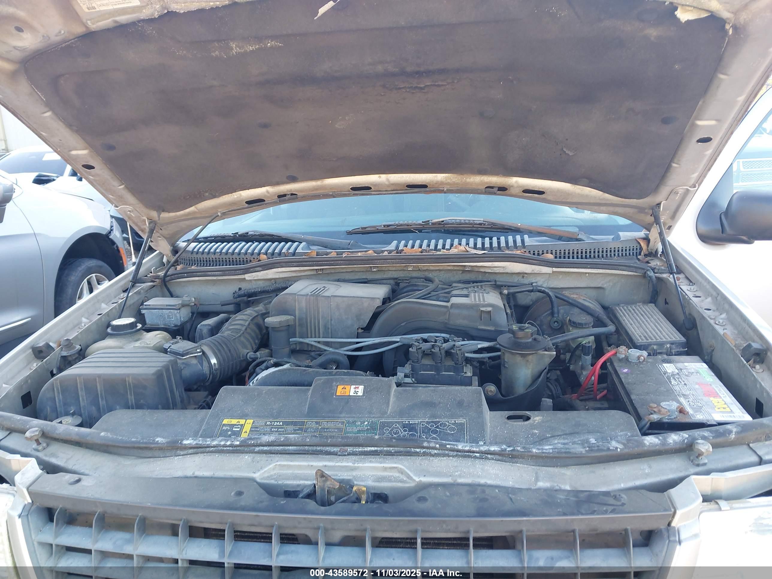 FORD EXPLORER image 10