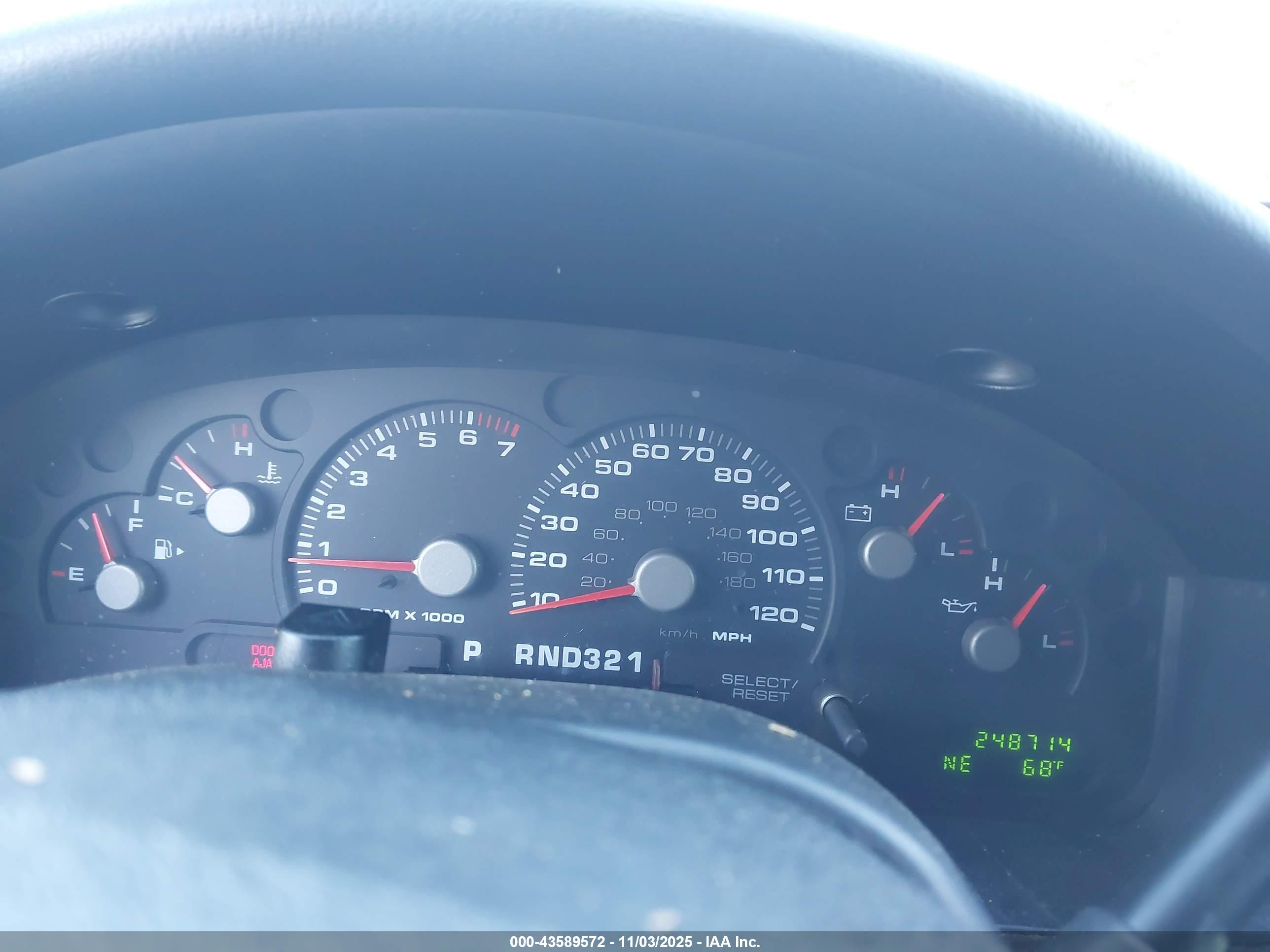 FORD EXPLORER image 7