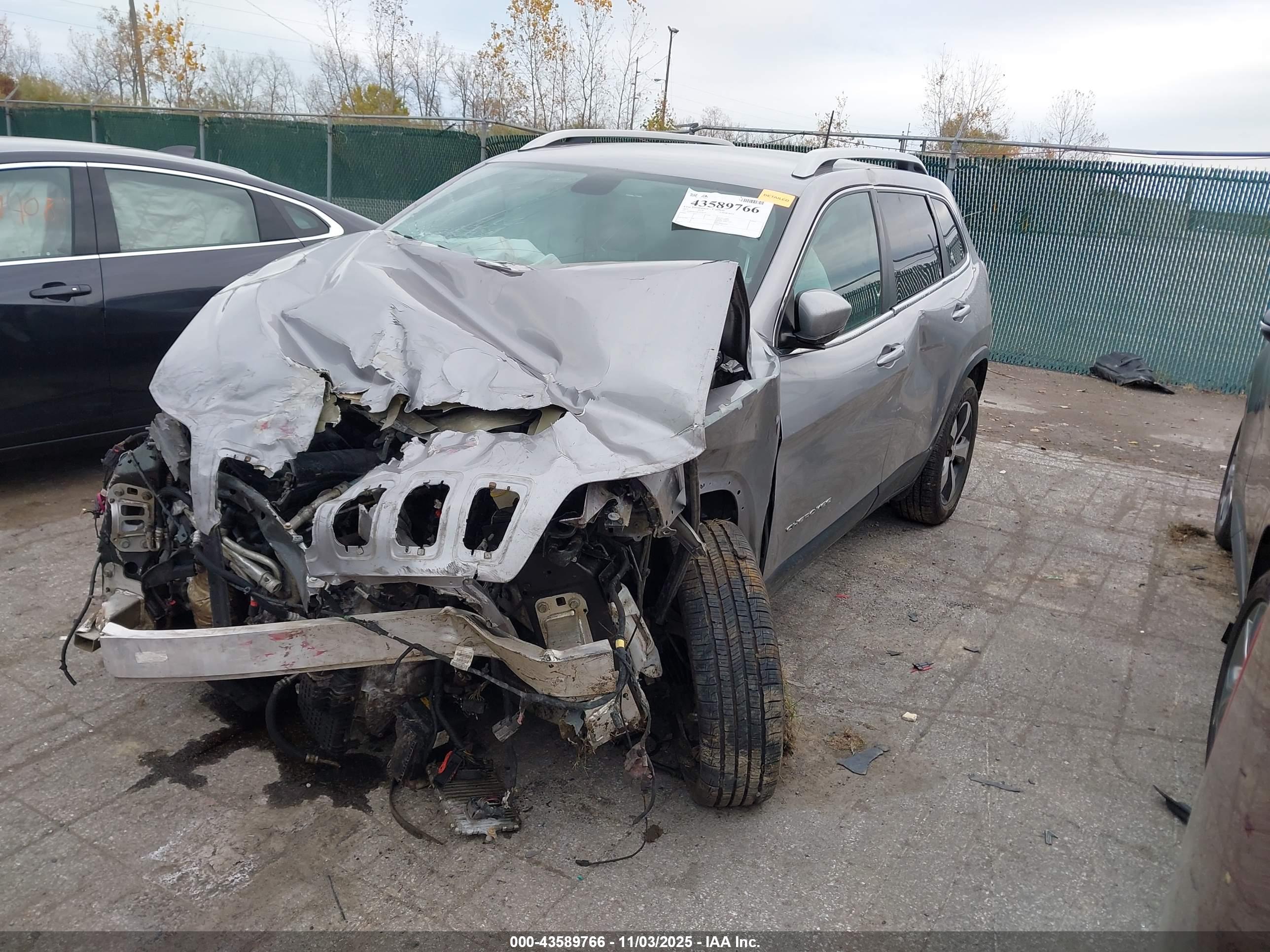 JEEP CHEROKEE image 2
