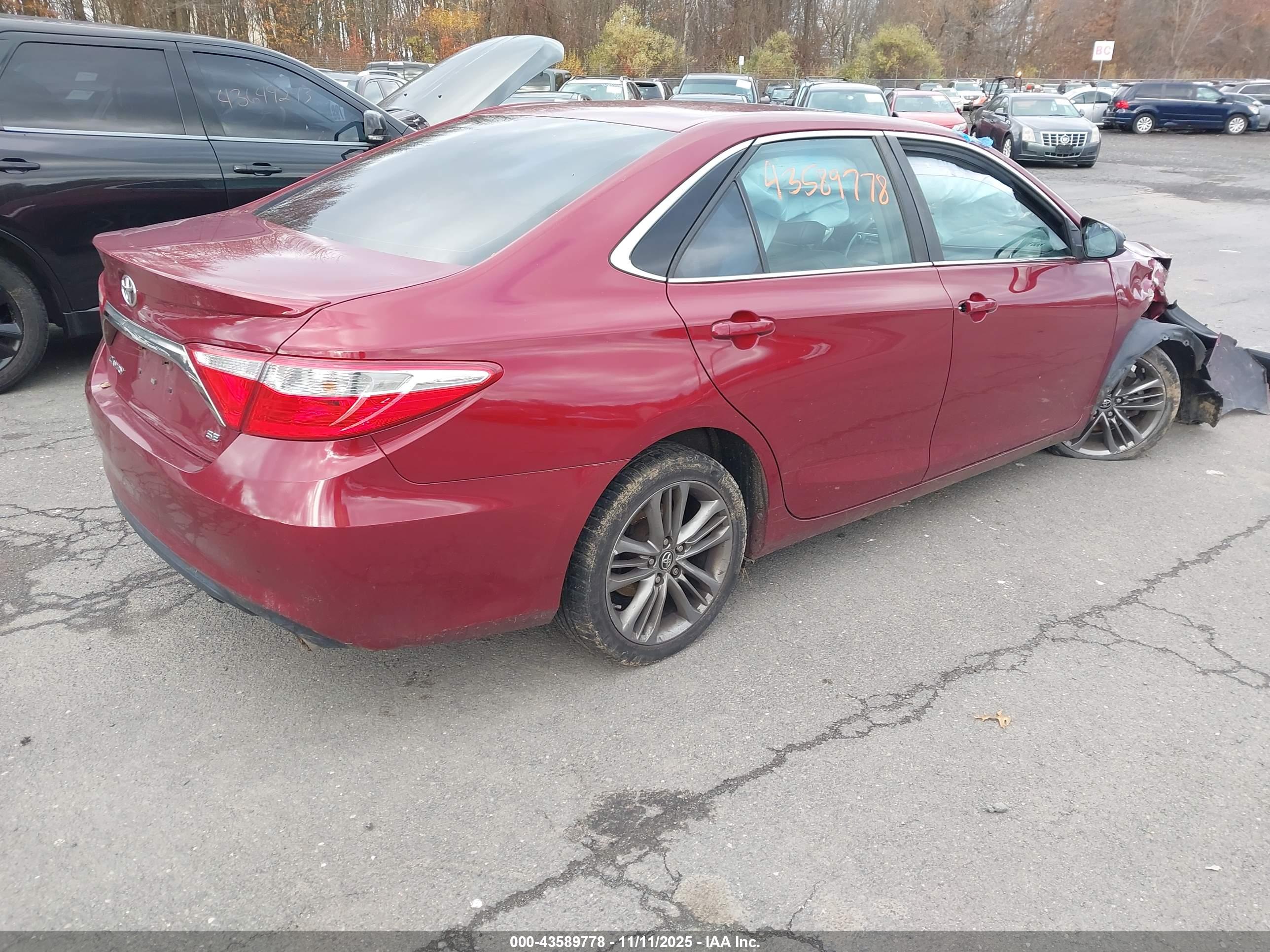 TOYOTA CAMRY image 4
