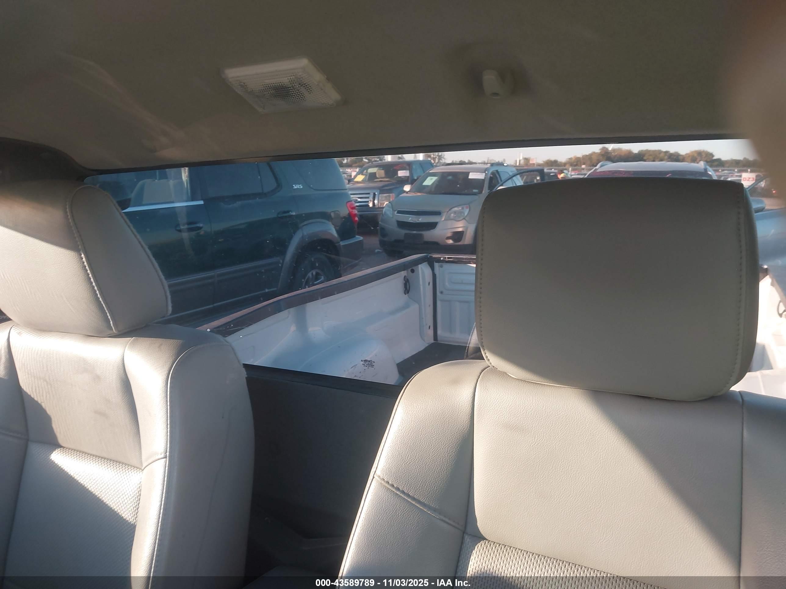 FORD RANGER image 8