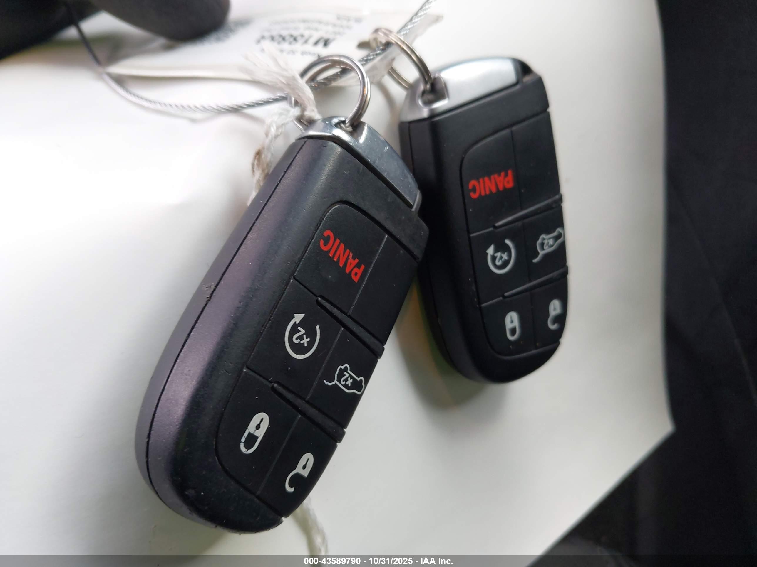 JEEP GRAND image 11