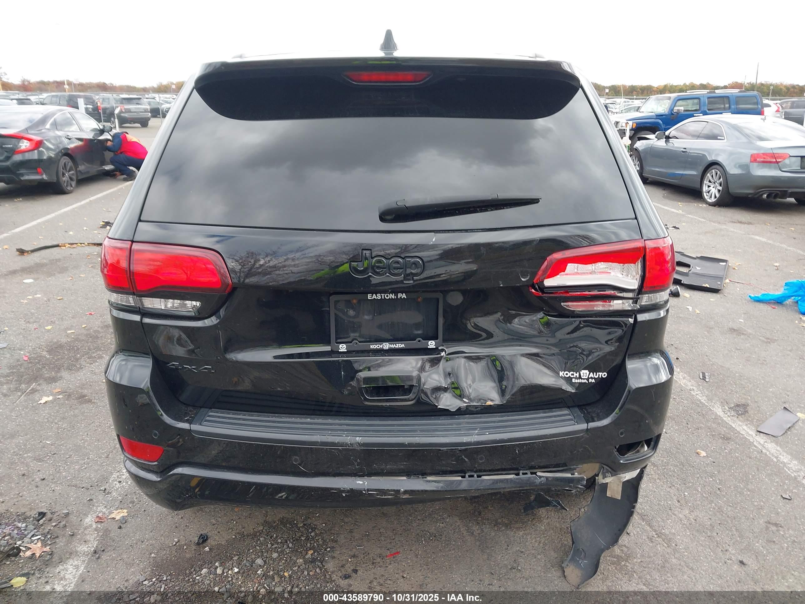 JEEP GRAND image 6