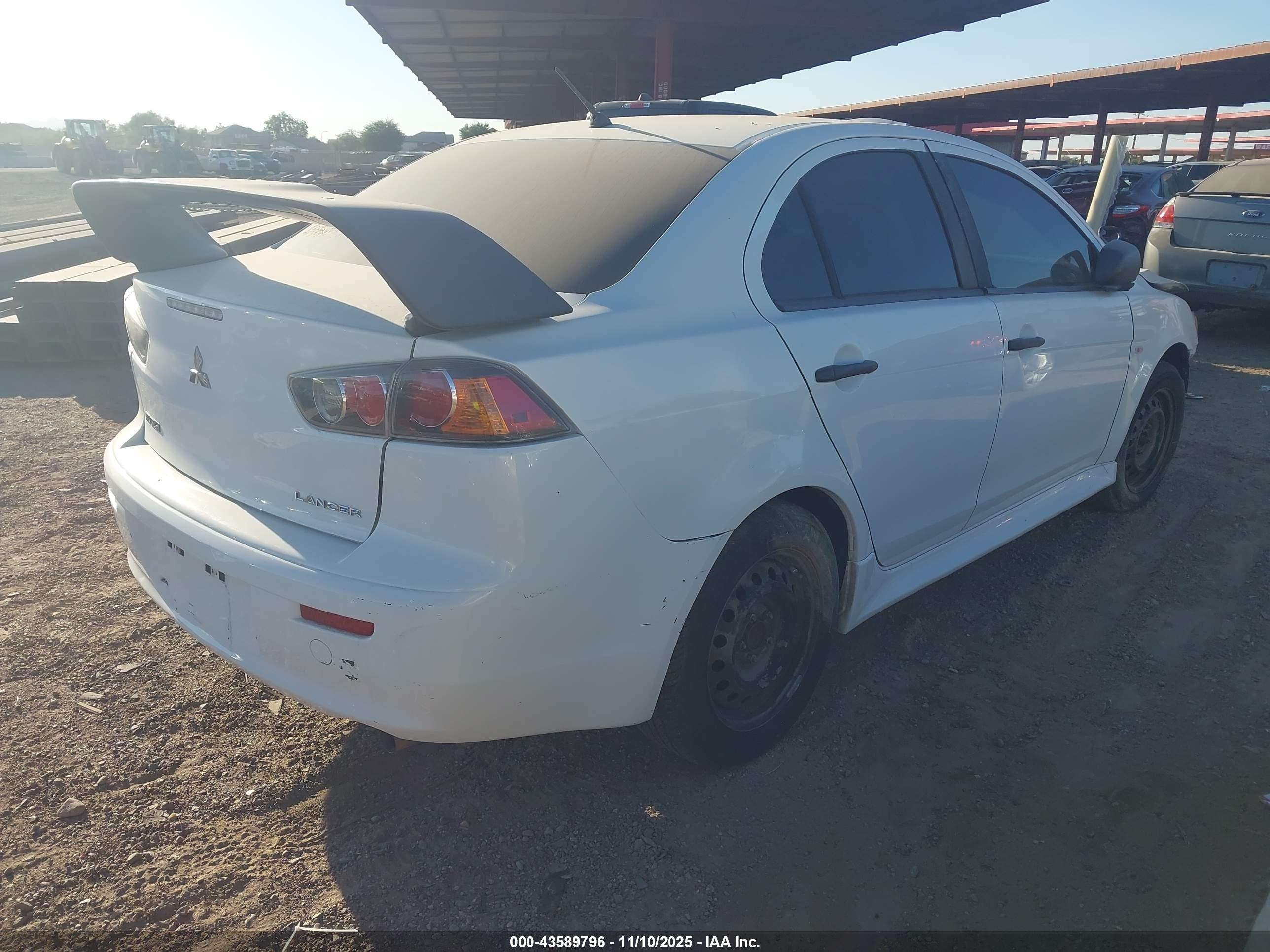 MITSUBISHI LANCER image 4