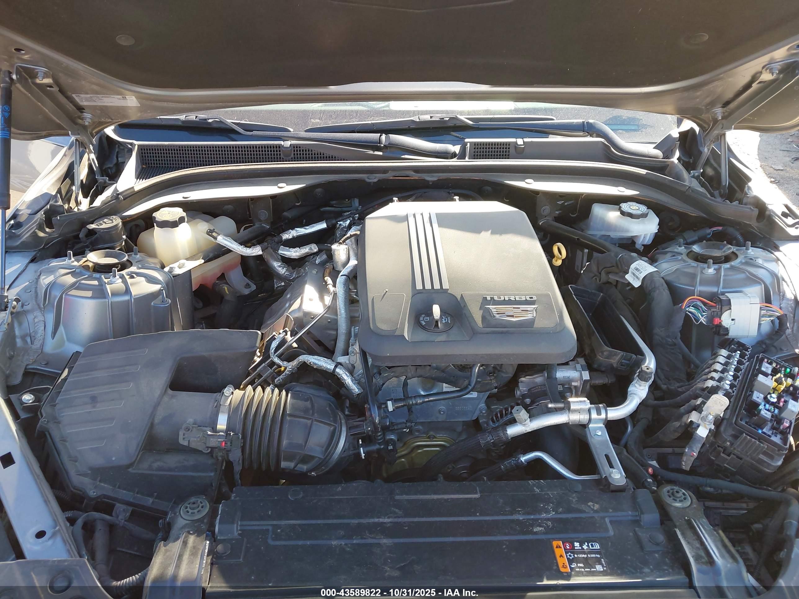 CADILLAC CT5 image 10