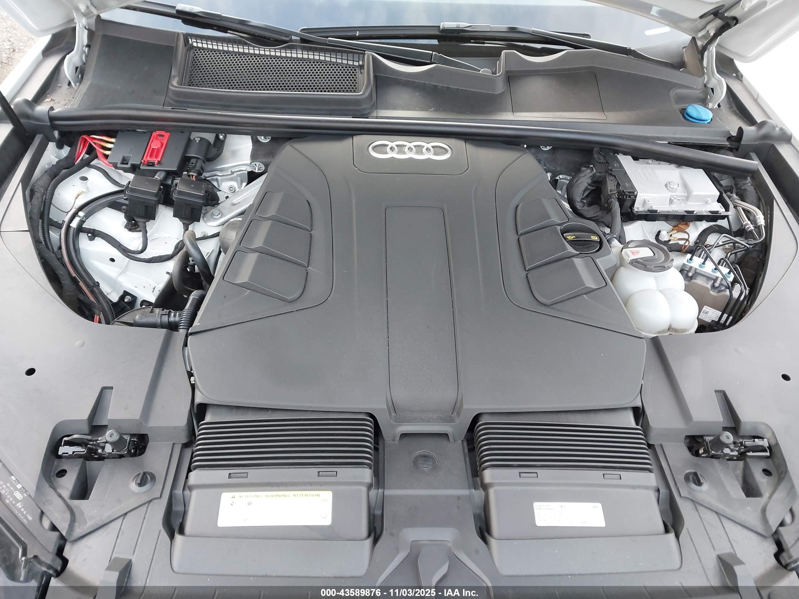 AUDI Q7 image 10
