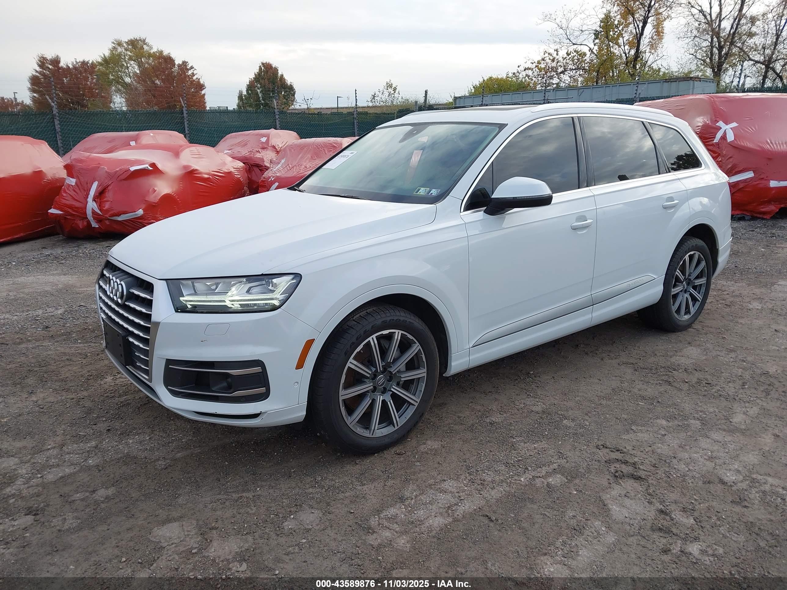 AUDI Q7 image 2