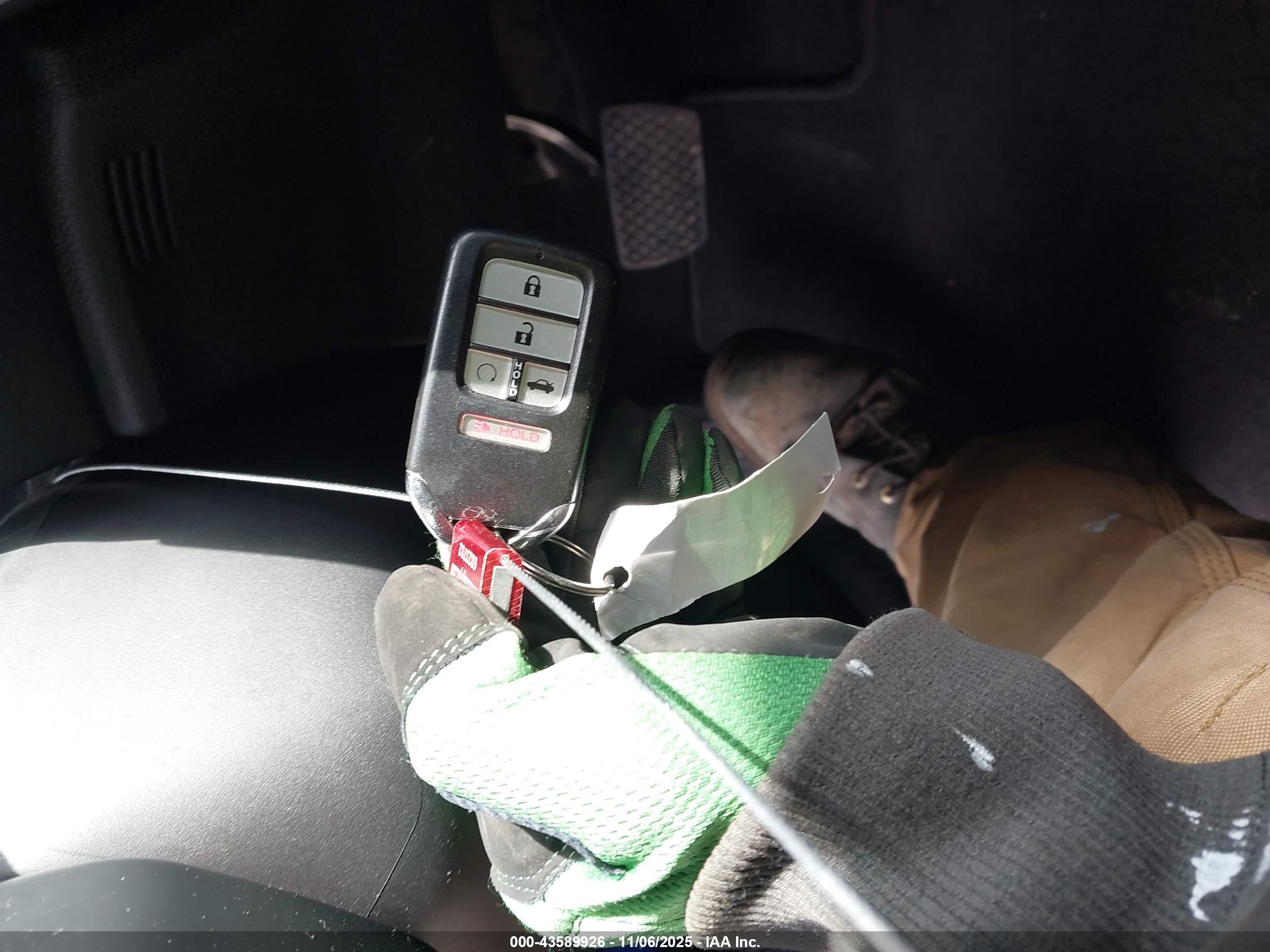 HONDA CIVIC image 11
