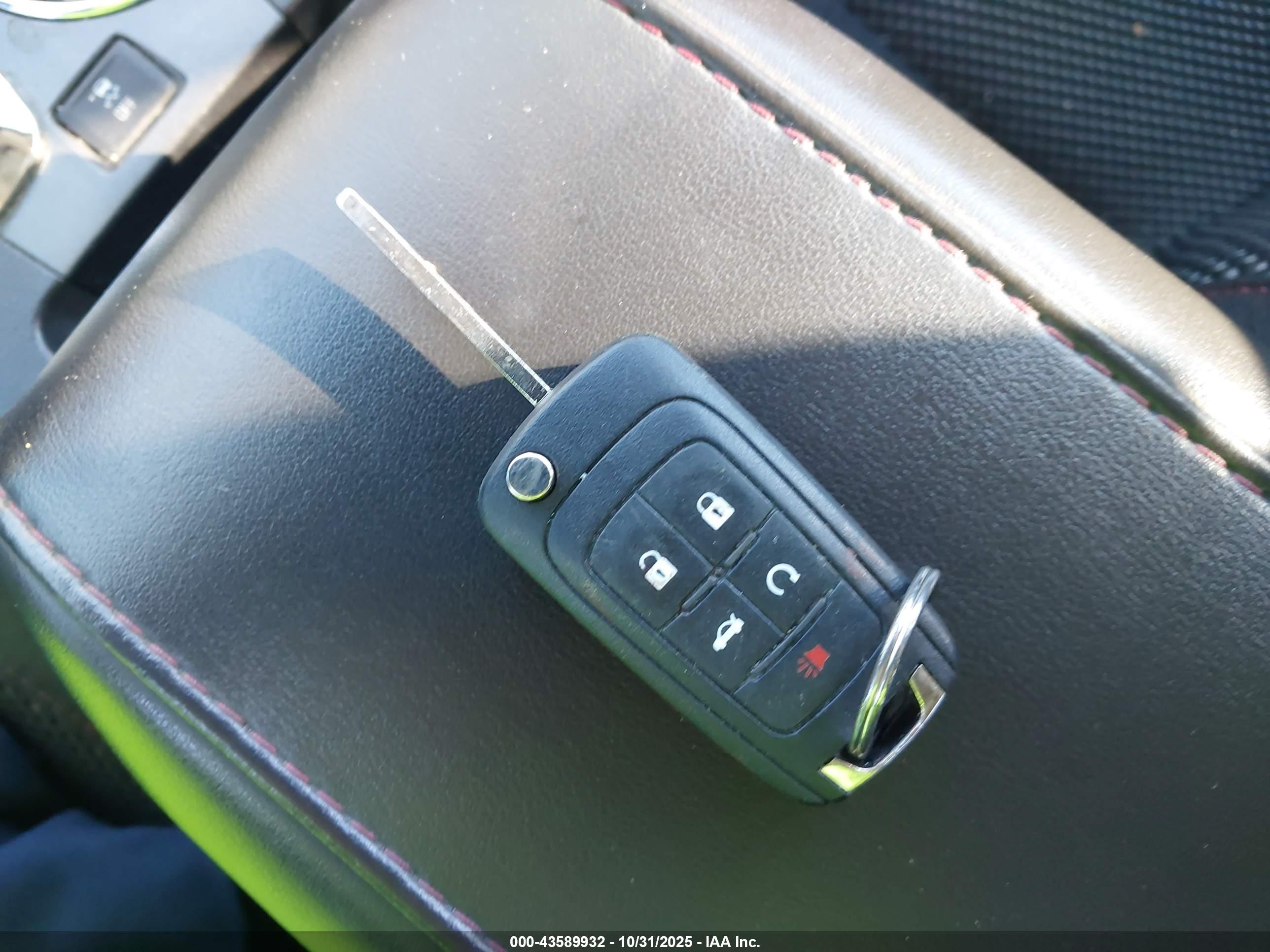 CHEVROLET EQUINOX image 11