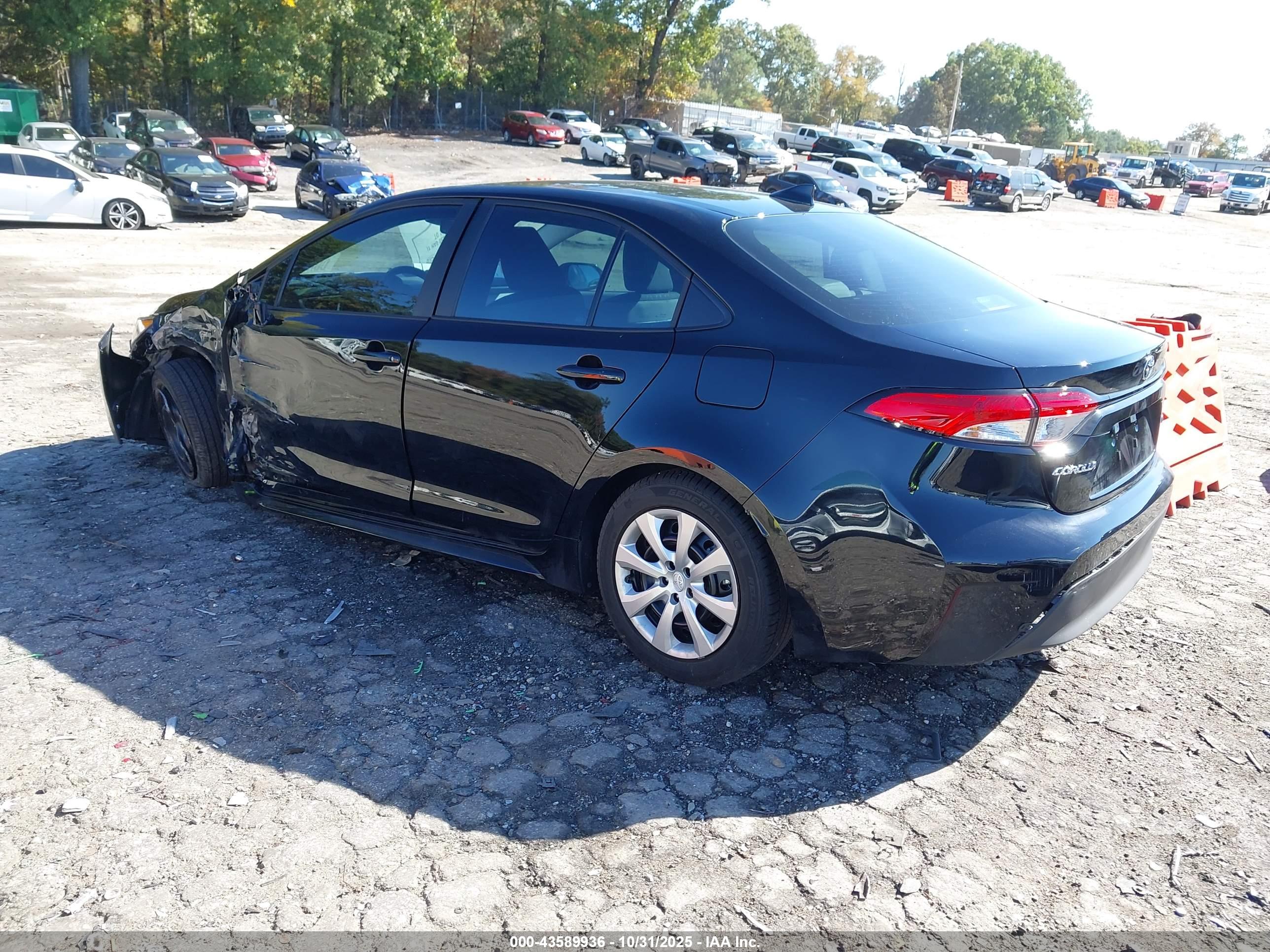 TOYOTA COROLLA image 3