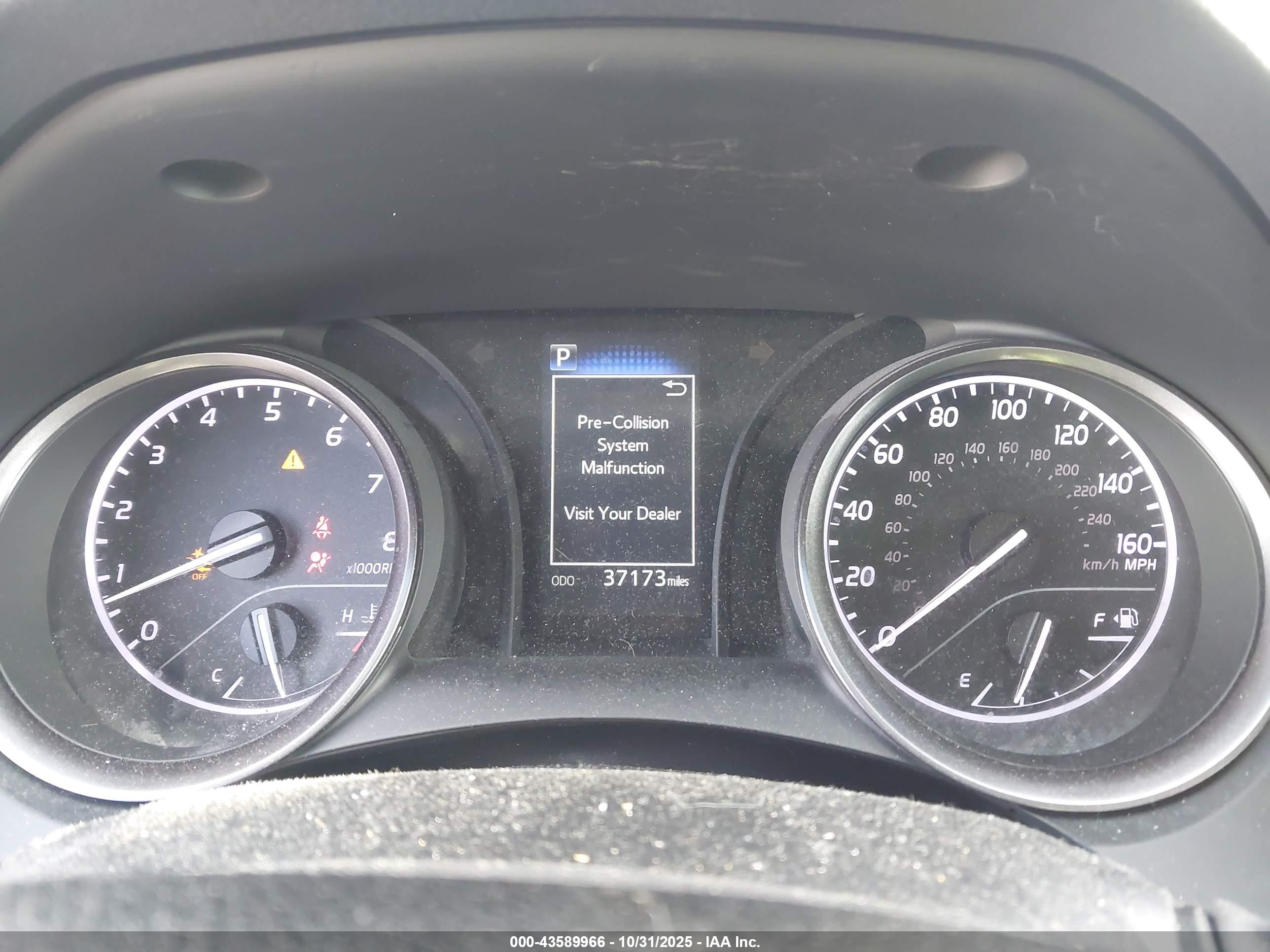 TOYOTA CAMRY image 7