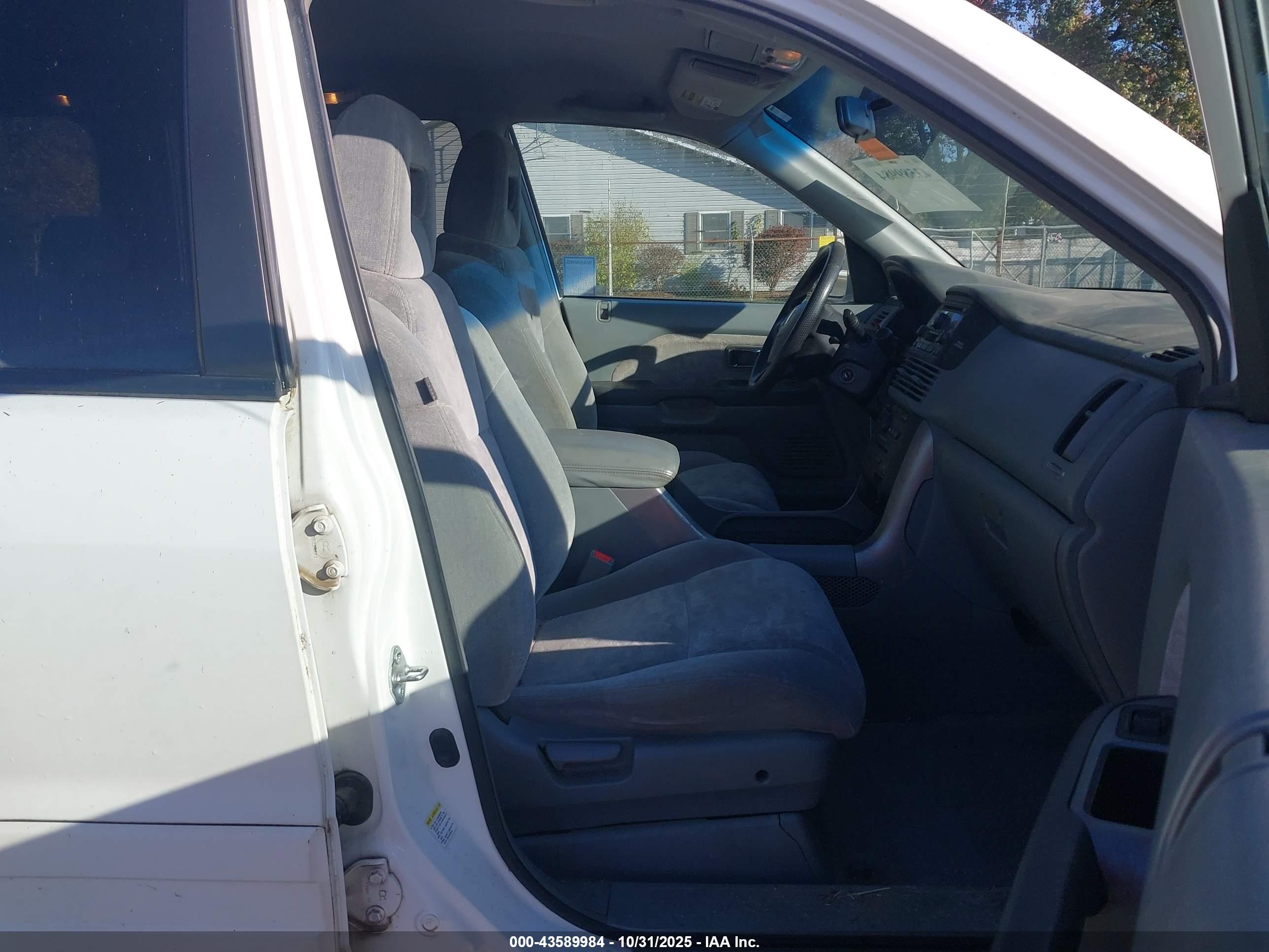 HONDA PILOT image 5