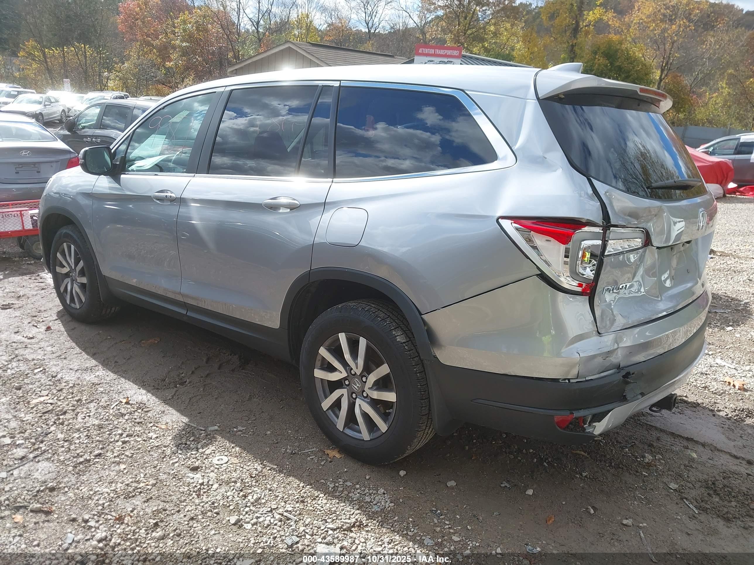 HONDA PILOT image 3