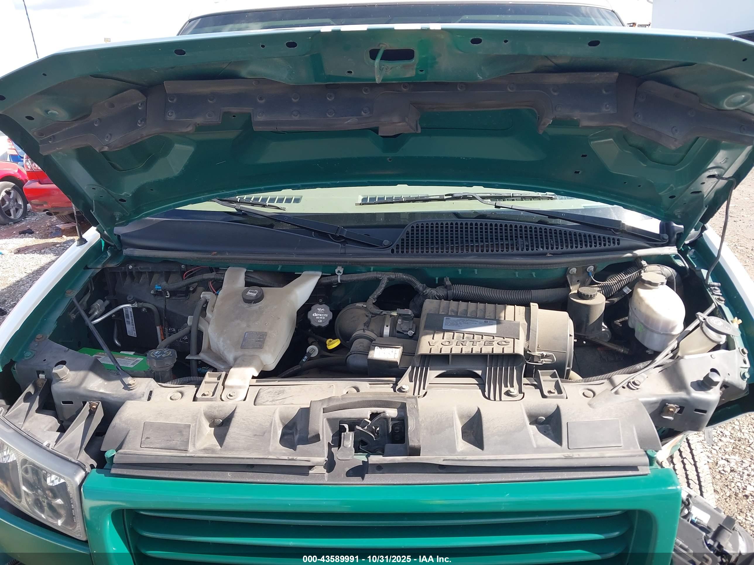 GMC SAVANA image 10