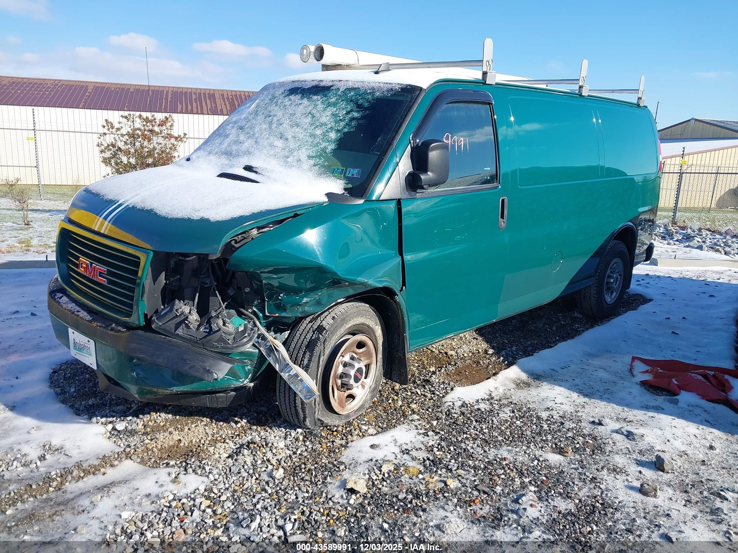 GMC SAVANA image 2