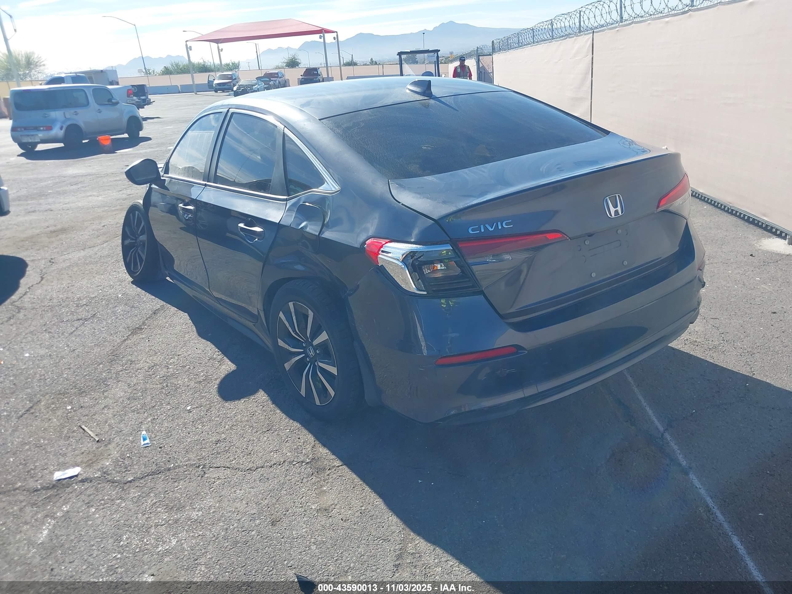 HONDA CIVIC image 3