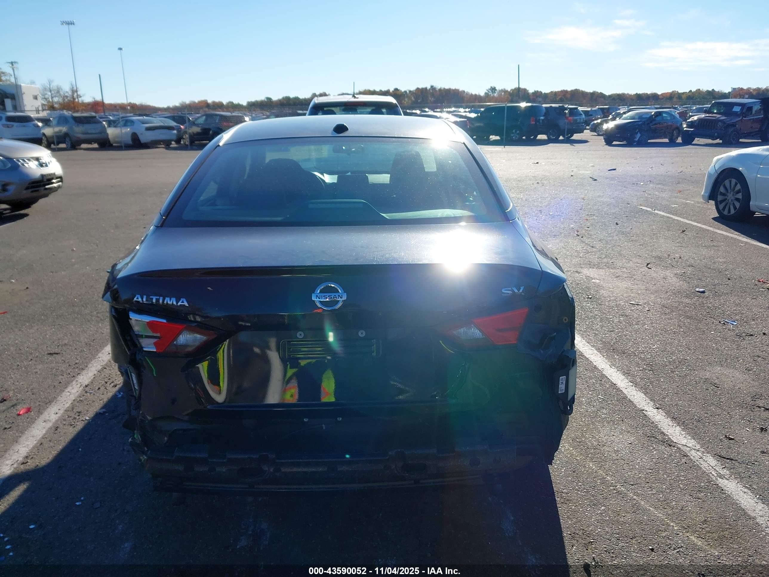 NISSAN ALTIMA image 6