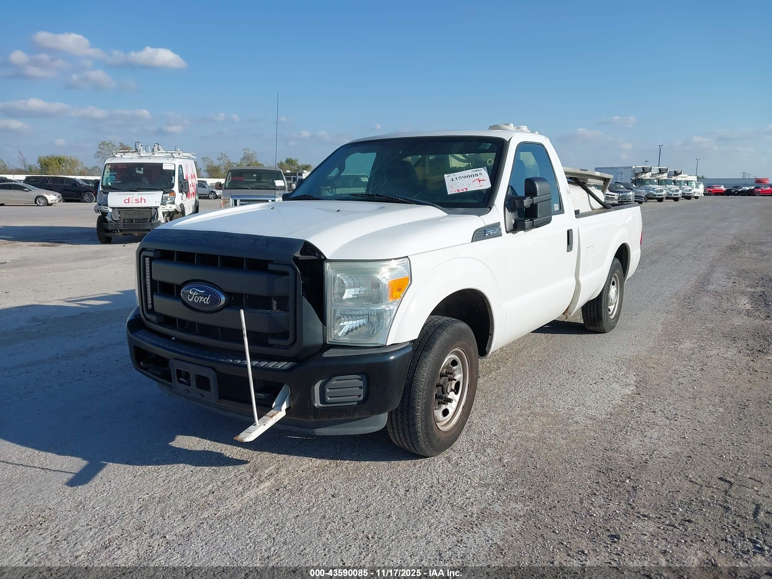 FORD F-350 image 2