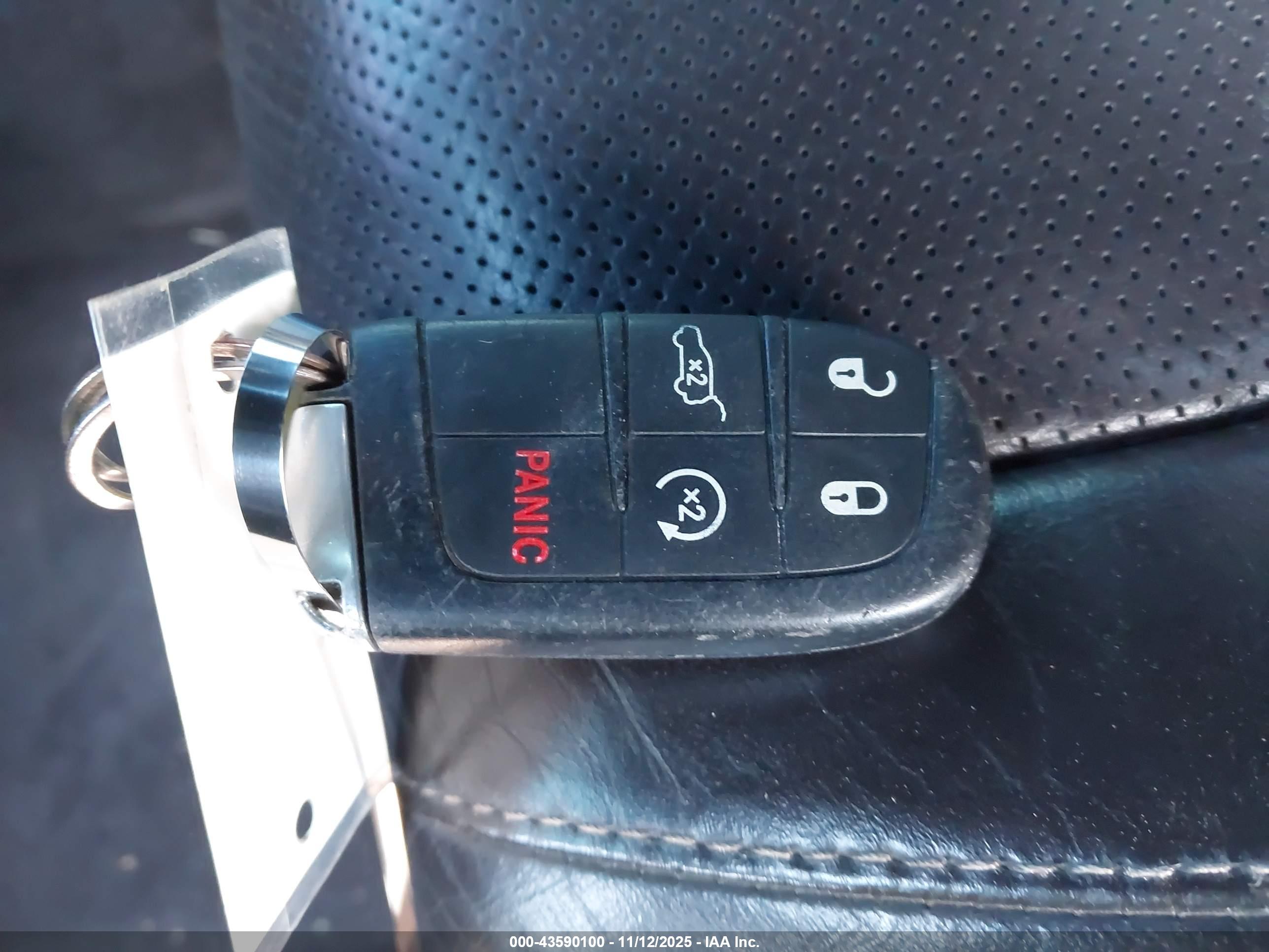JEEP GRAND image 11