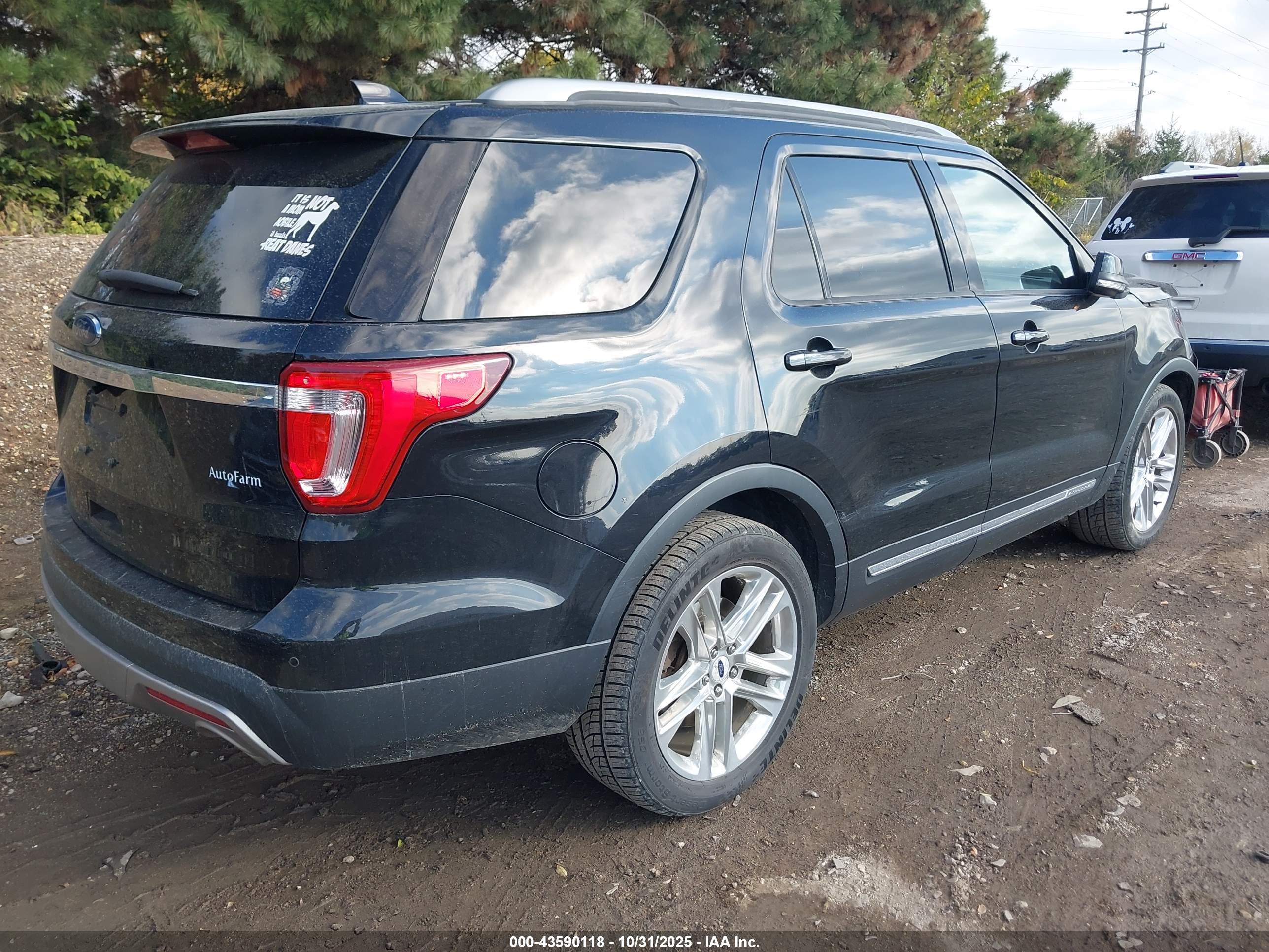 FORD EXPLORER image 4
