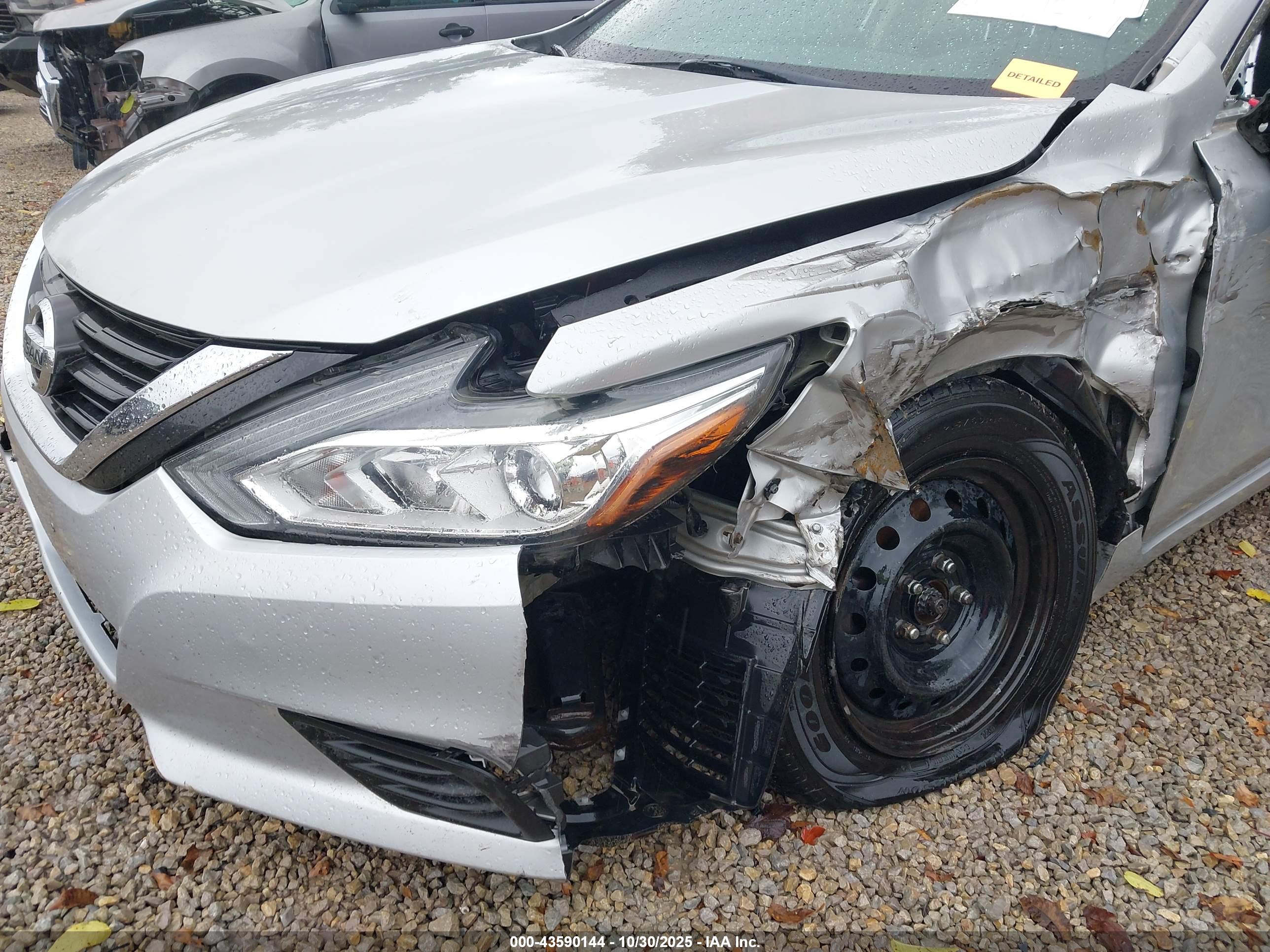 NISSAN ALTIMA image 6