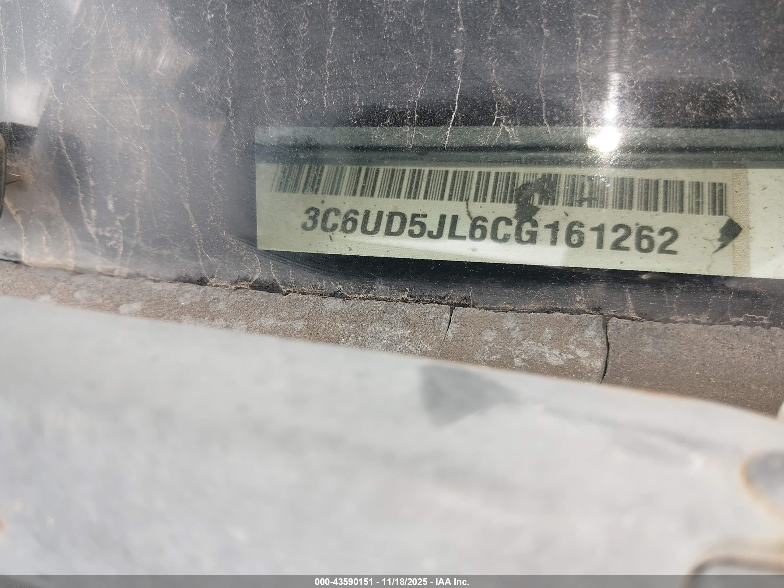 DODGE RAM image 9
