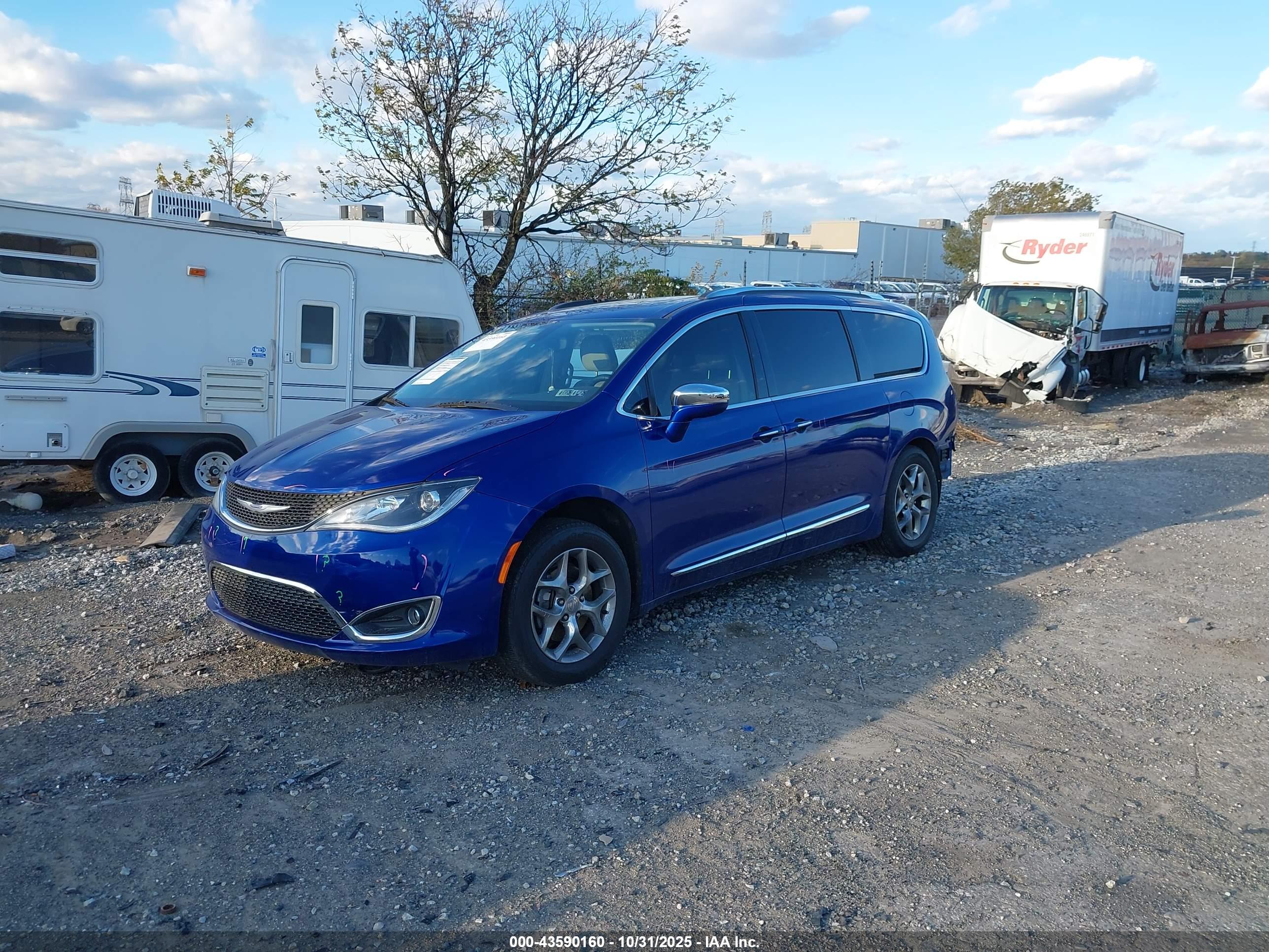 CHRYSLER PACIFICA image 2