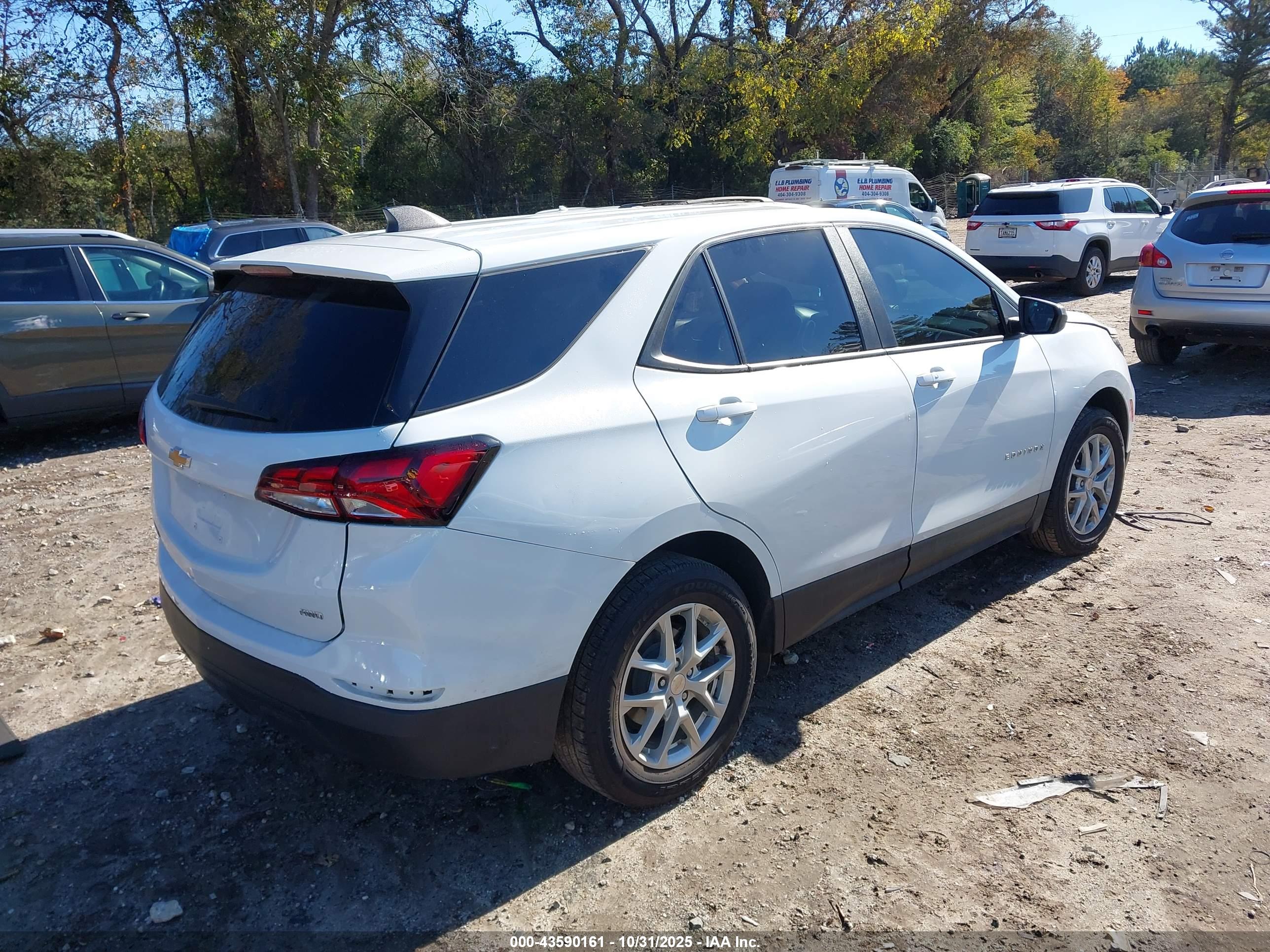 CHEVROLET EQUINOX image 4