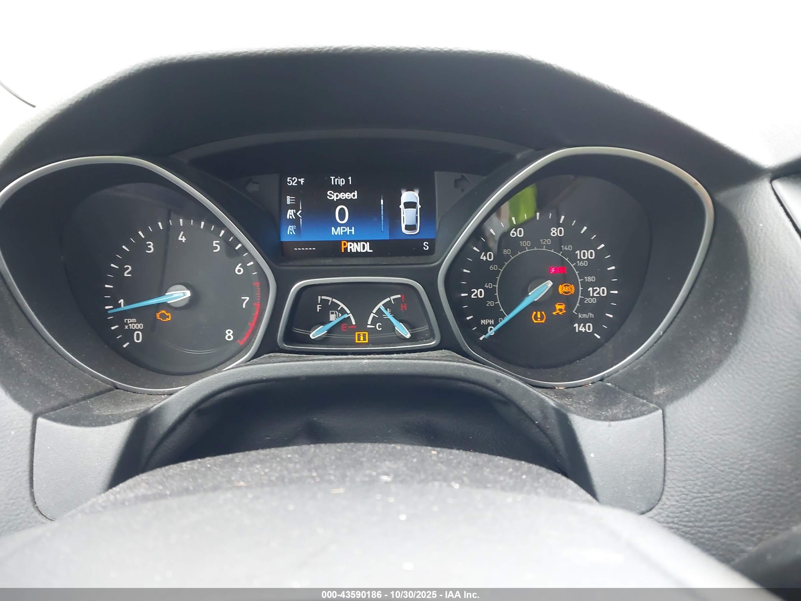 FORD FOCUS image 7