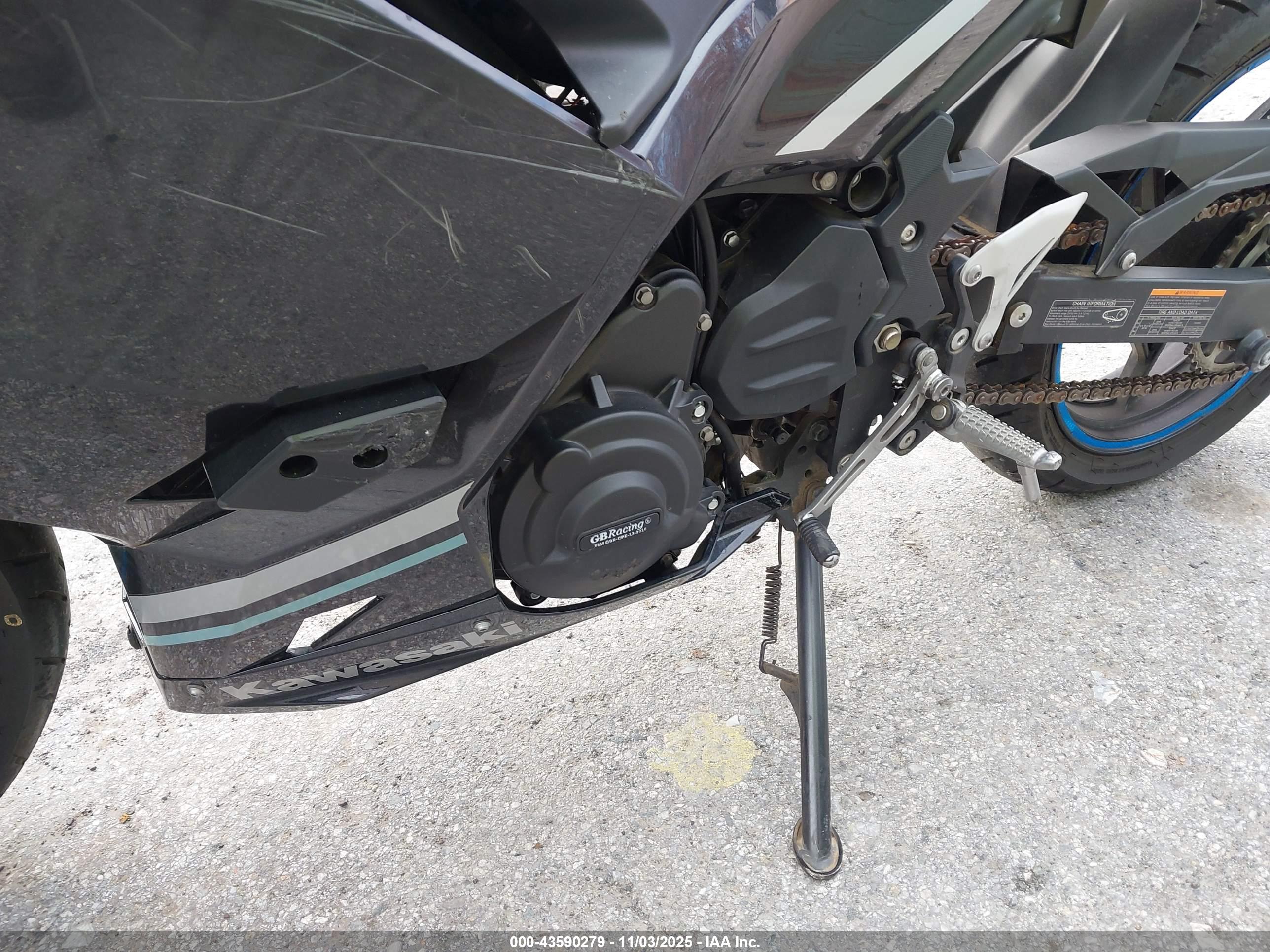KAWASAKI EX400 image 9