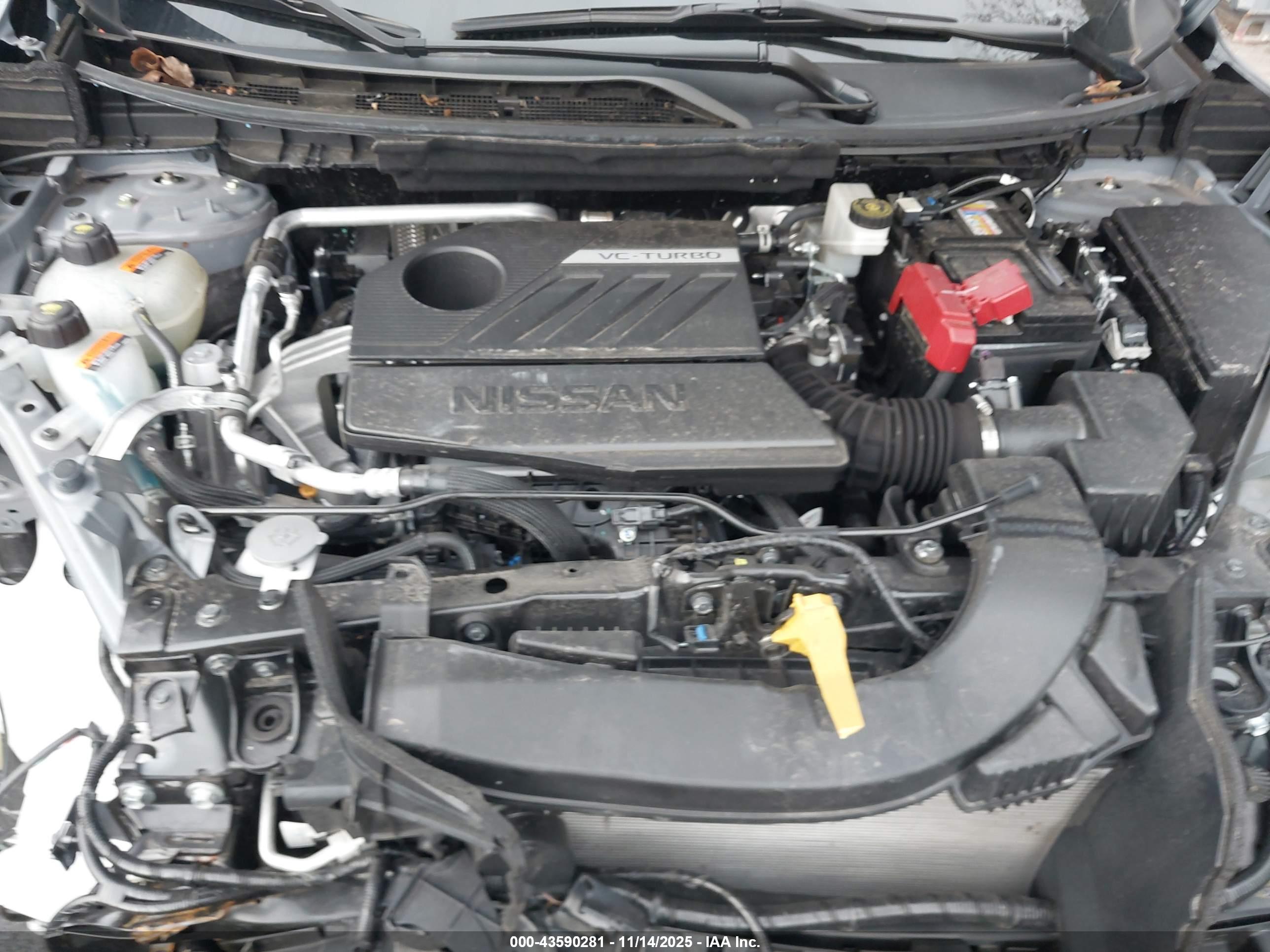 NISSAN ROGUE image 10