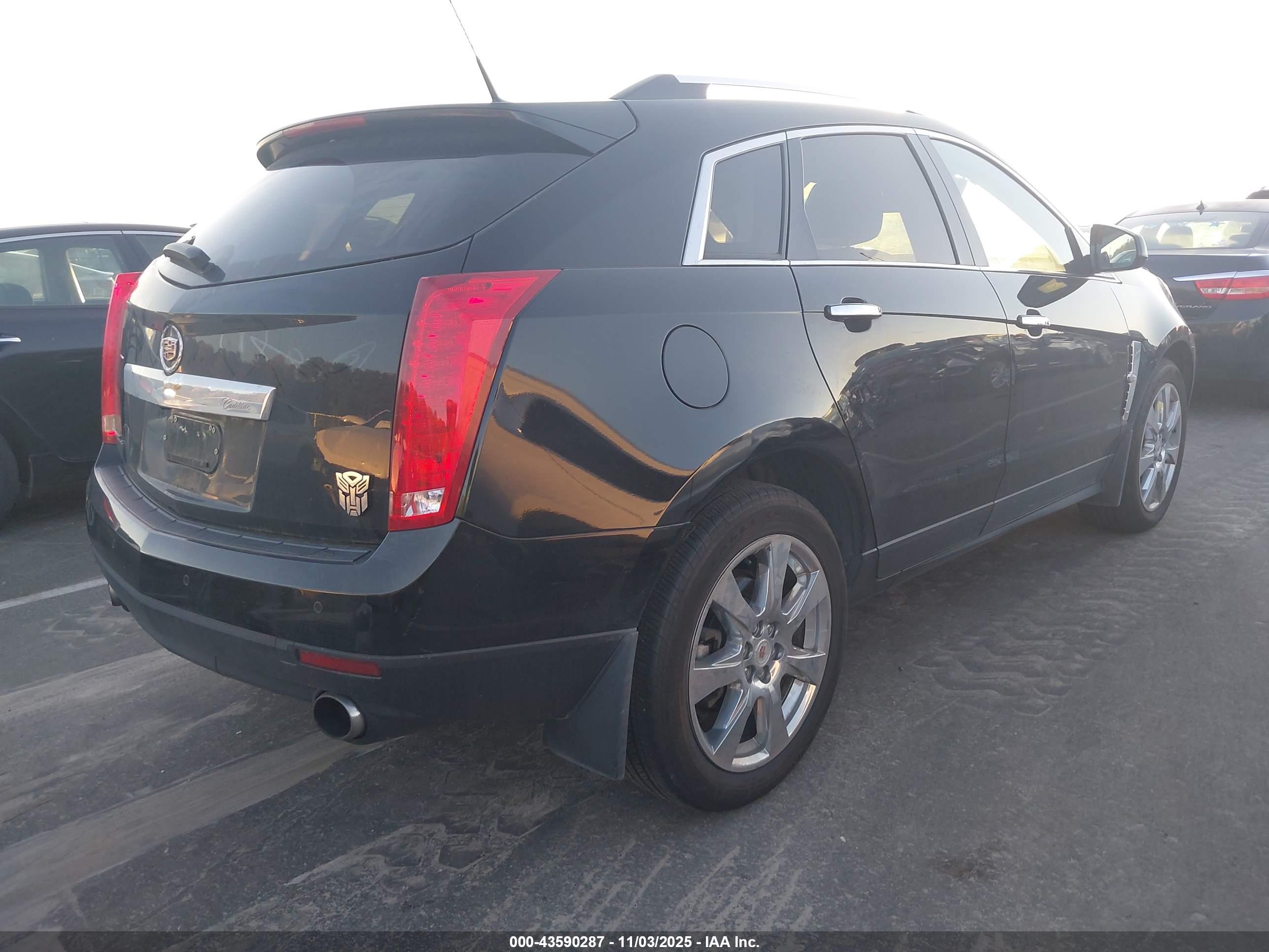 CADILLAC SRX image 4