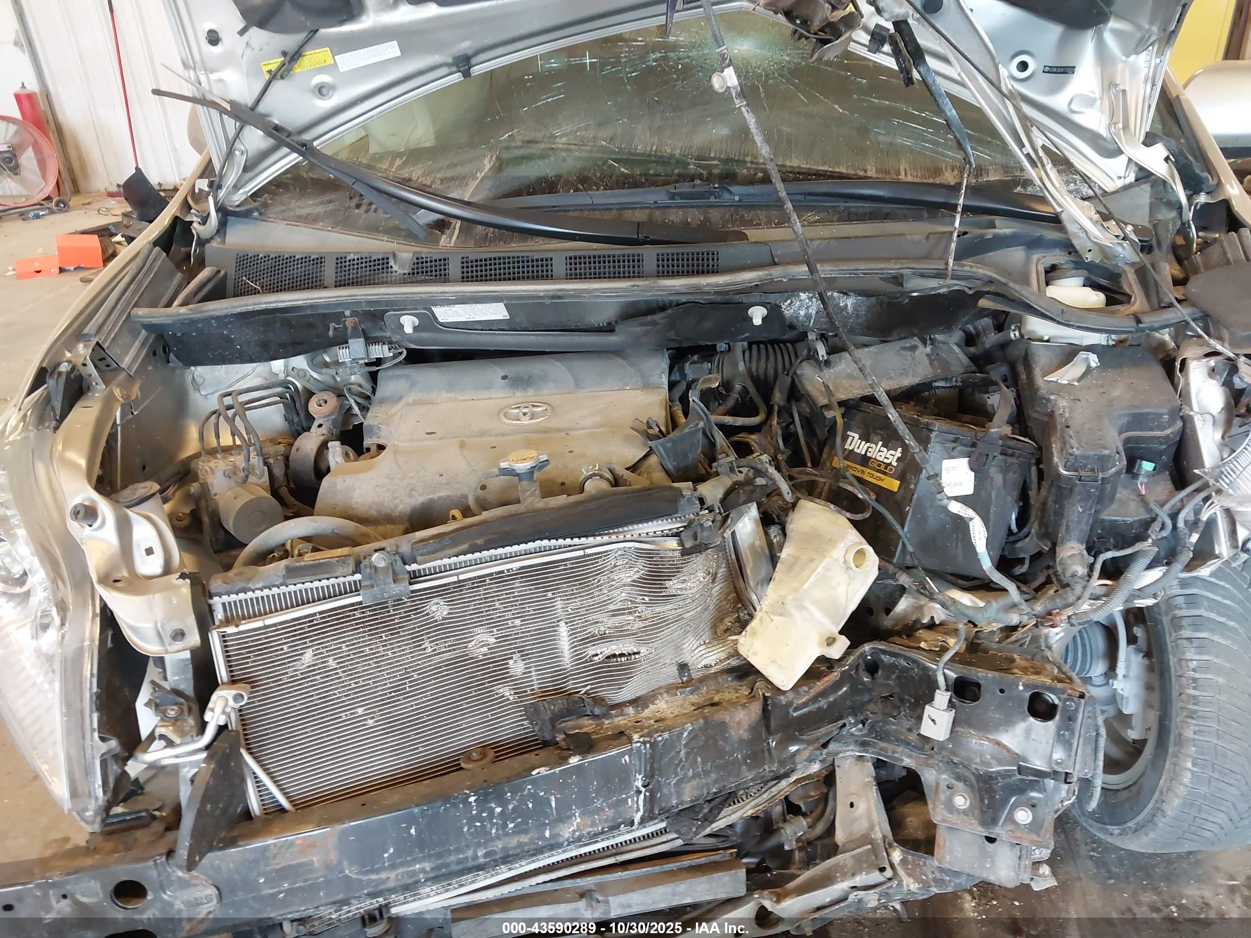 TOYOTA SIENNA image 10